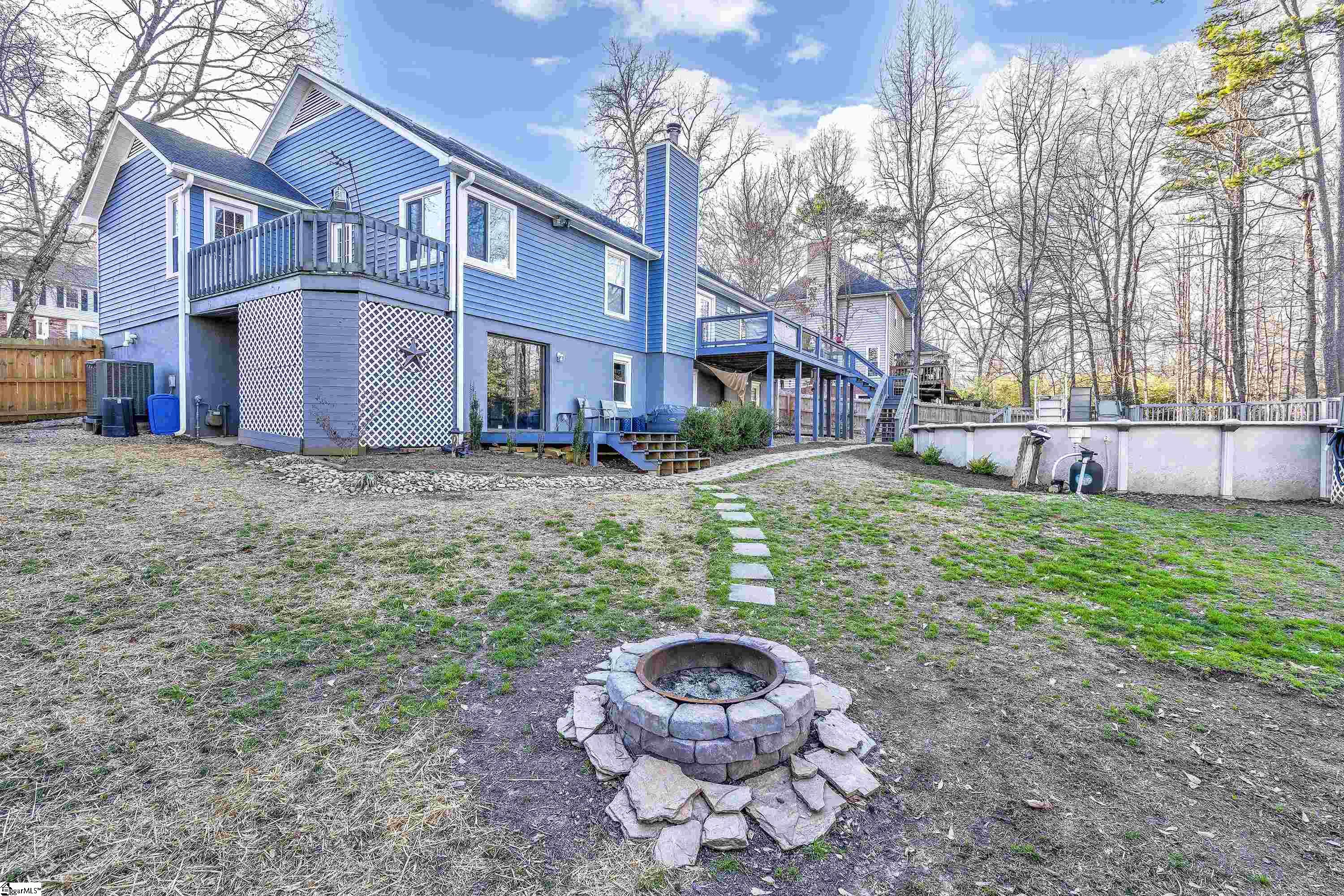 5 Pebble Creek Way