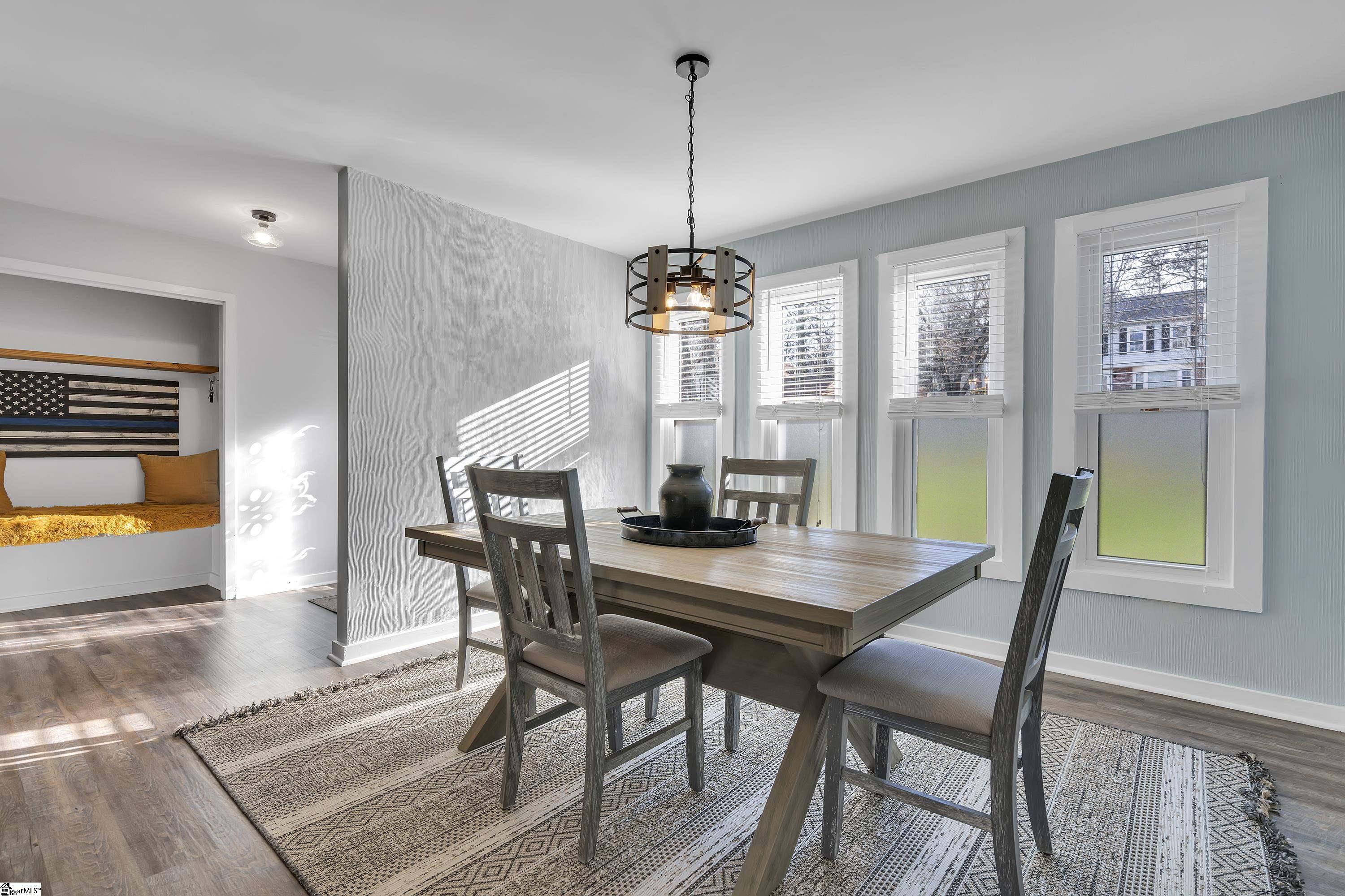 5 Pebble Creek Way