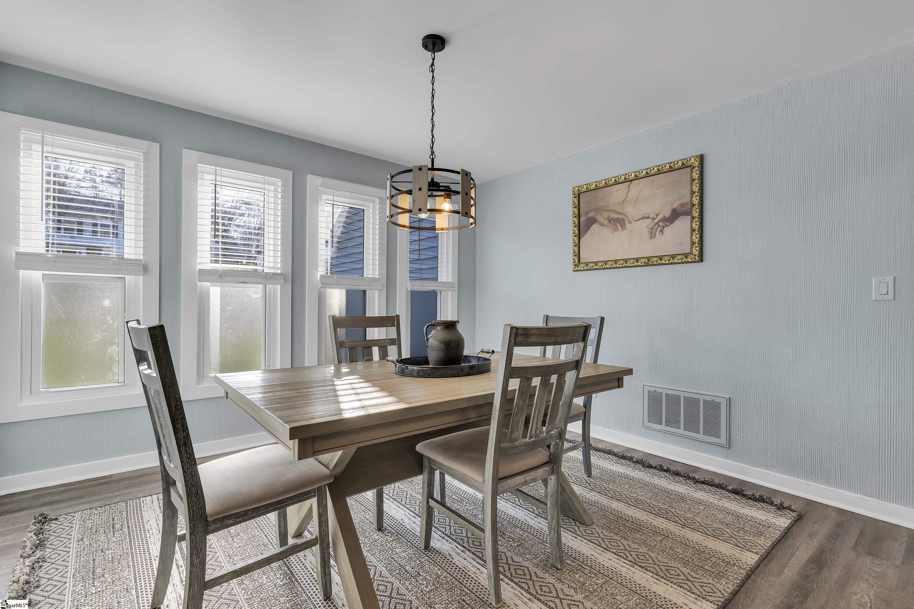 5 Pebble Creek Way