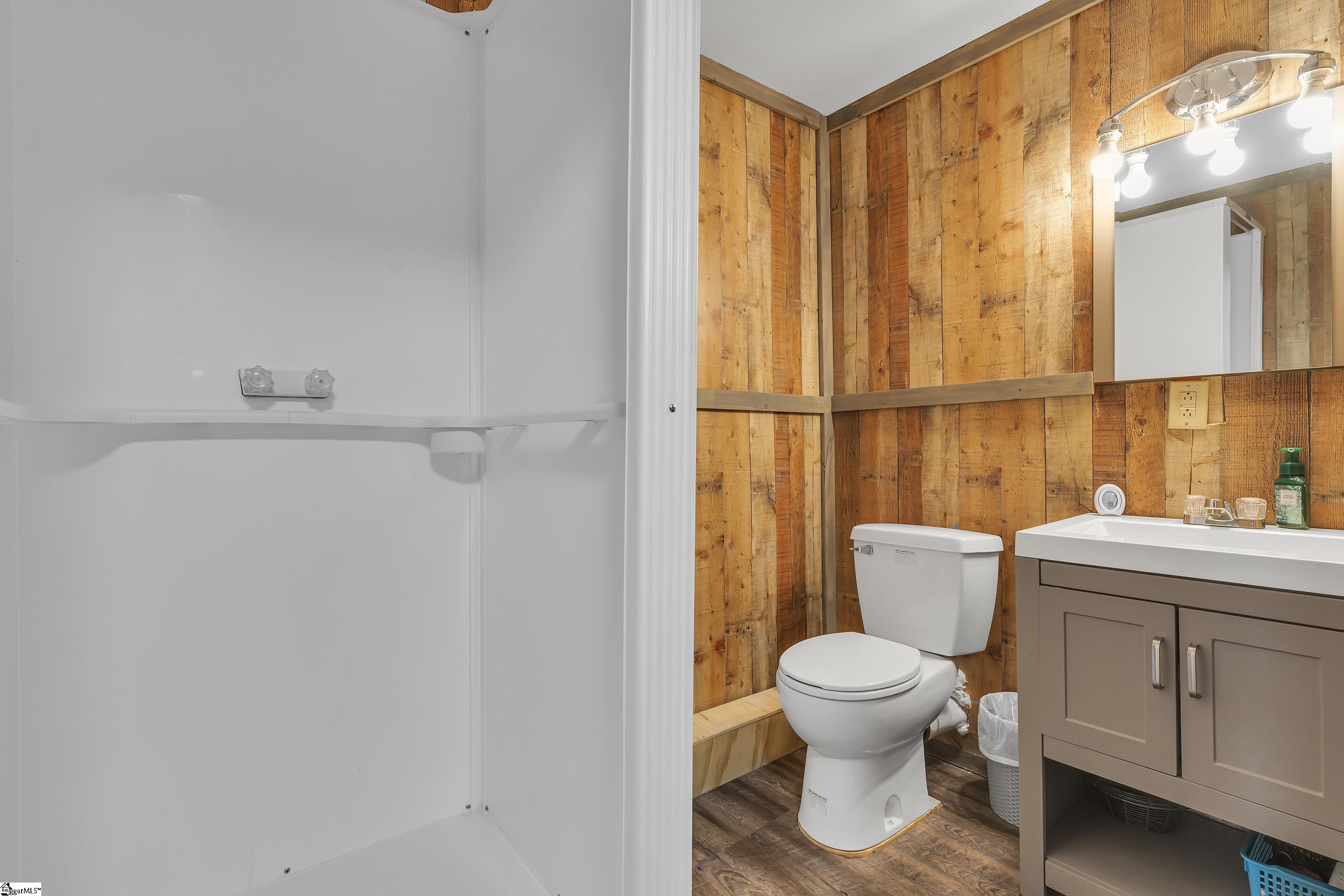 5 Pebble Creek Way