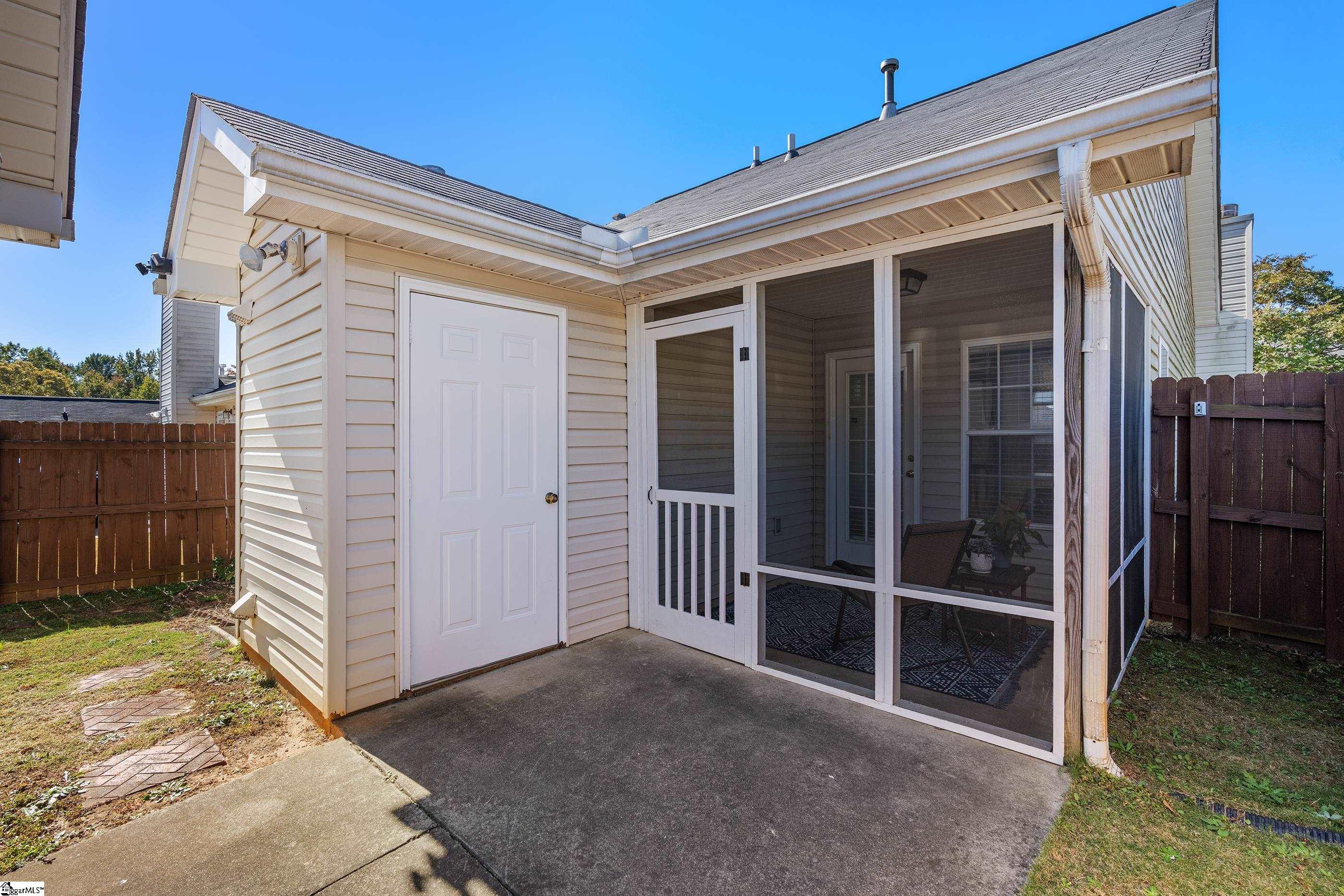 212 Woodruff Park Lane