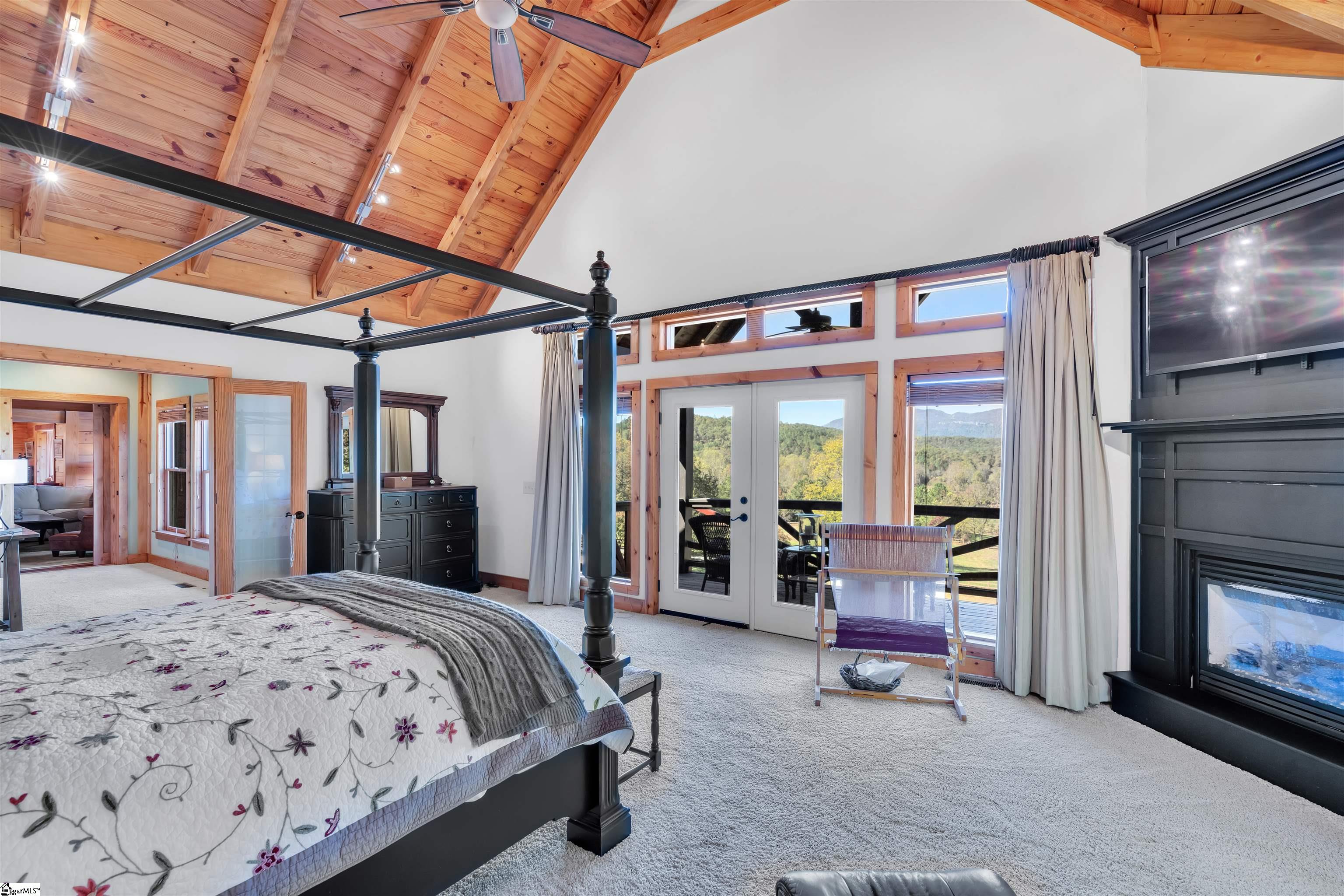 160 Heavens View Lane