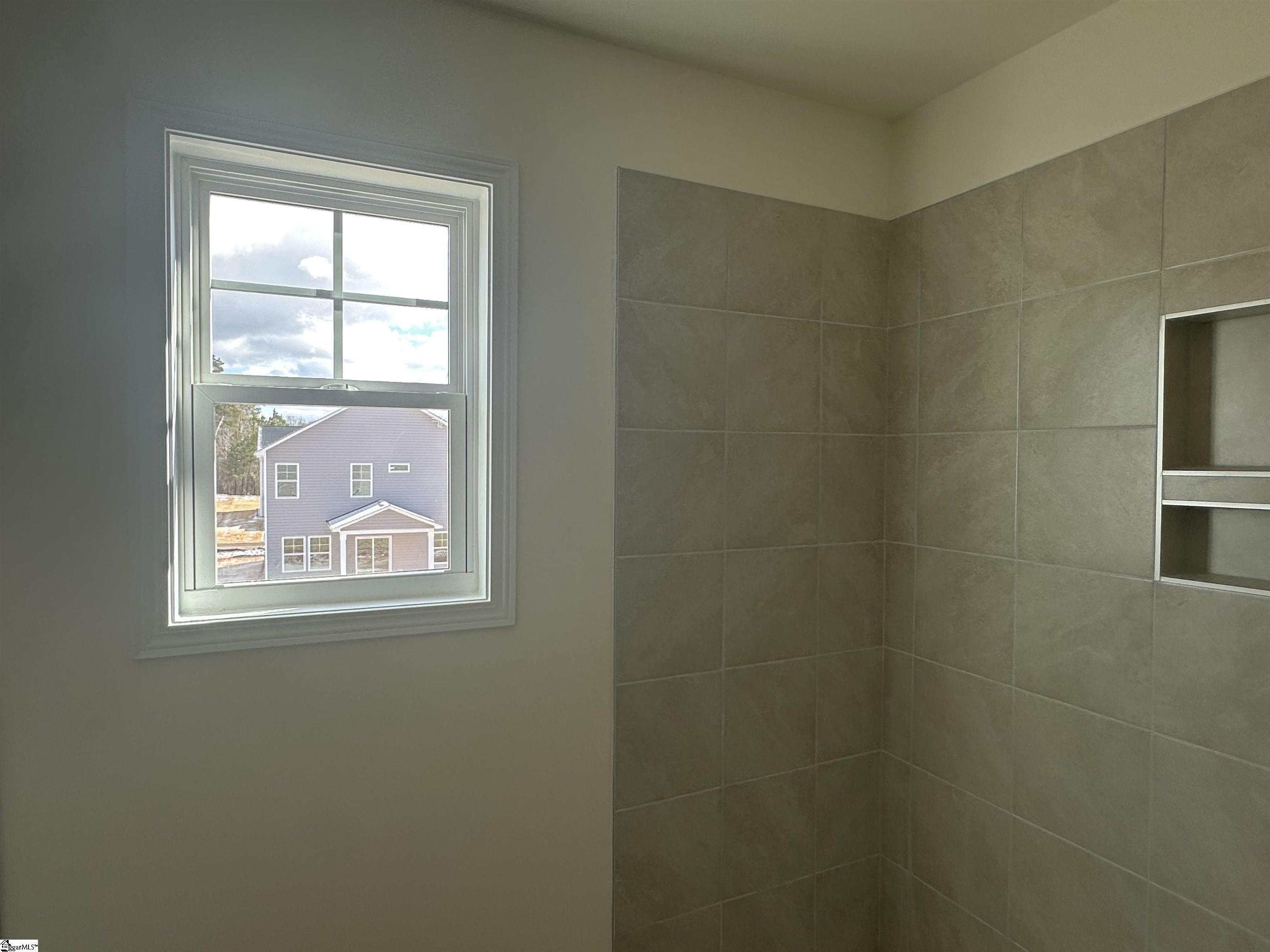 1035 Leoni Drive Lot 121