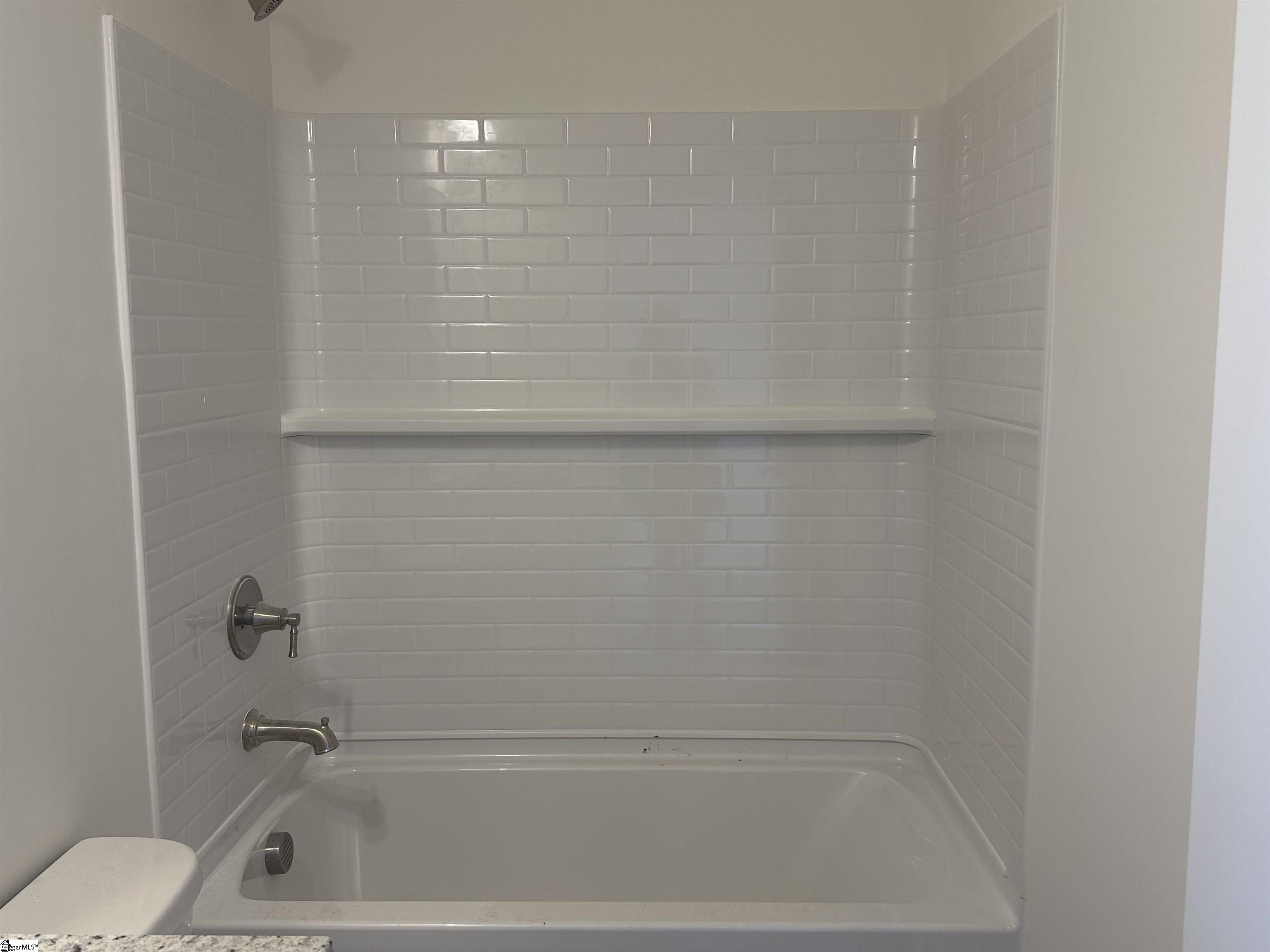 1035 Leoni Drive Lot 121