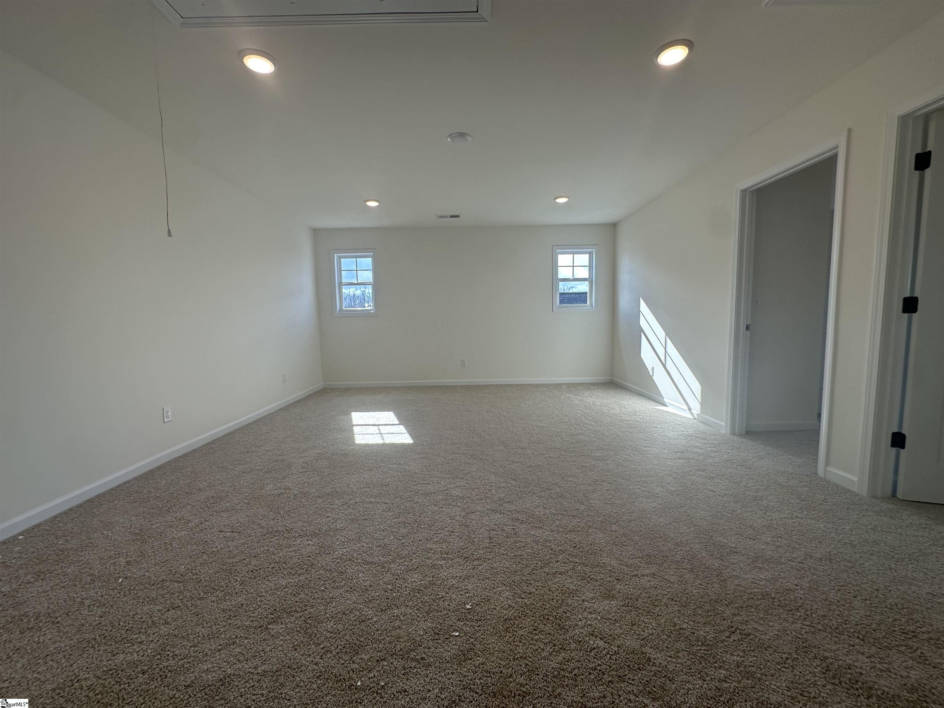 1035 Leoni Drive Lot 121