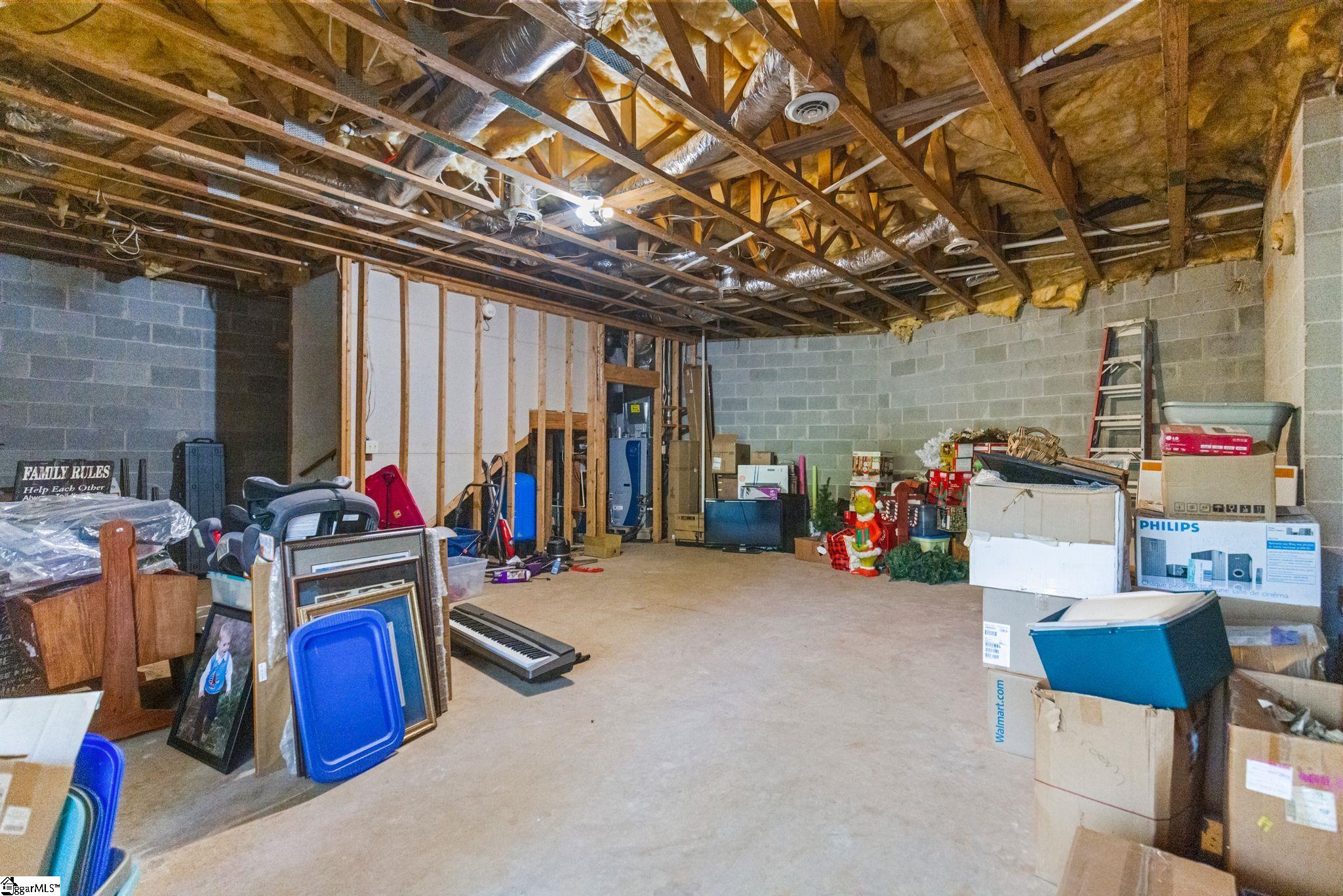 6417 Old Greenville Highway