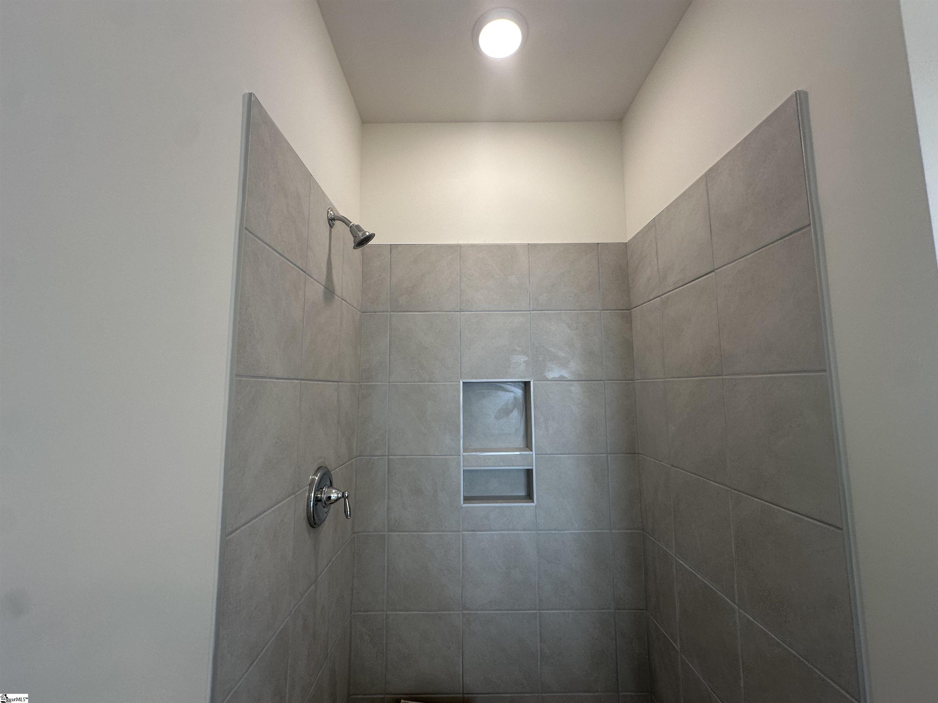 1039 Leoni Drive Lot 122