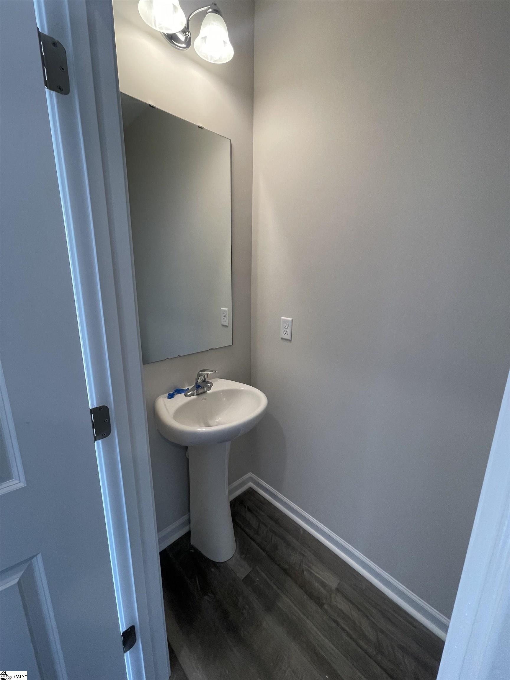 135 Brown Circle # 80