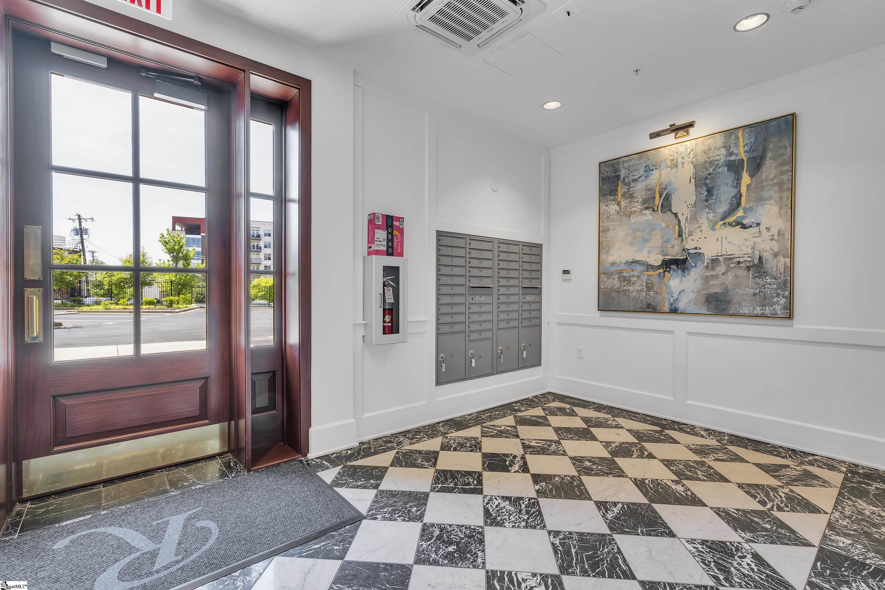 121 Rhett Street # 406 Unit: #406