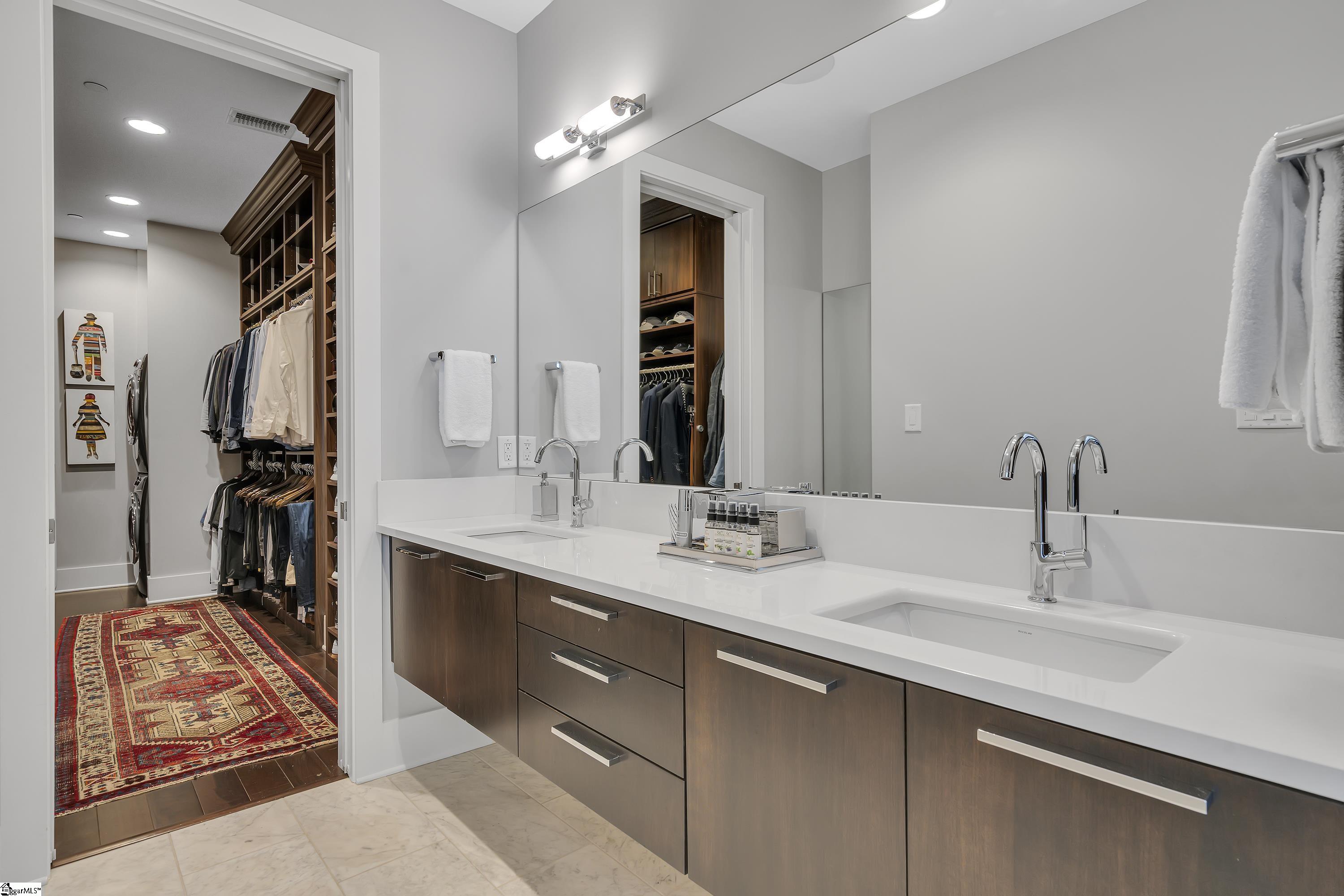 121 Rhett Street # 406 Unit: #406