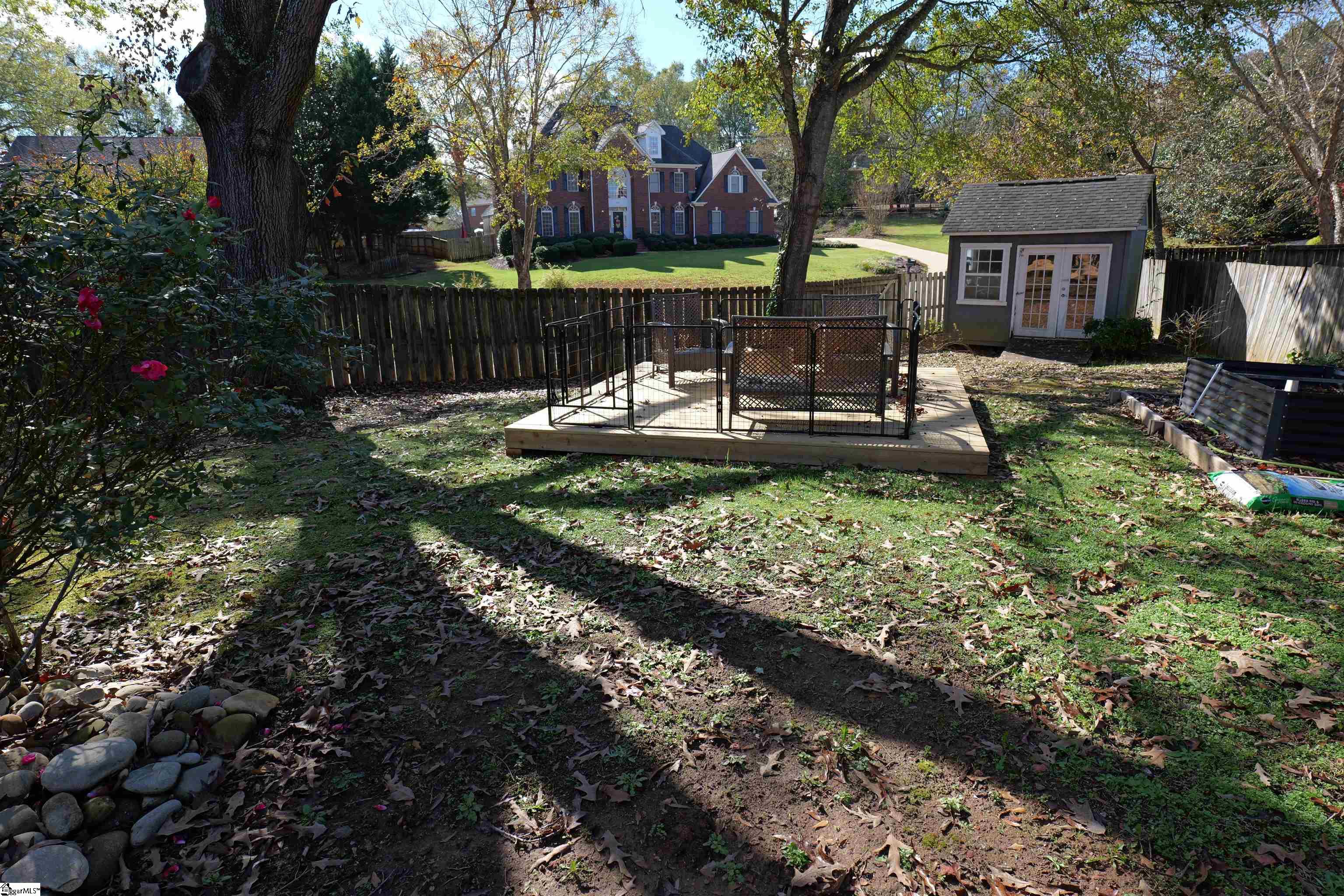 239 W Killarney Lake