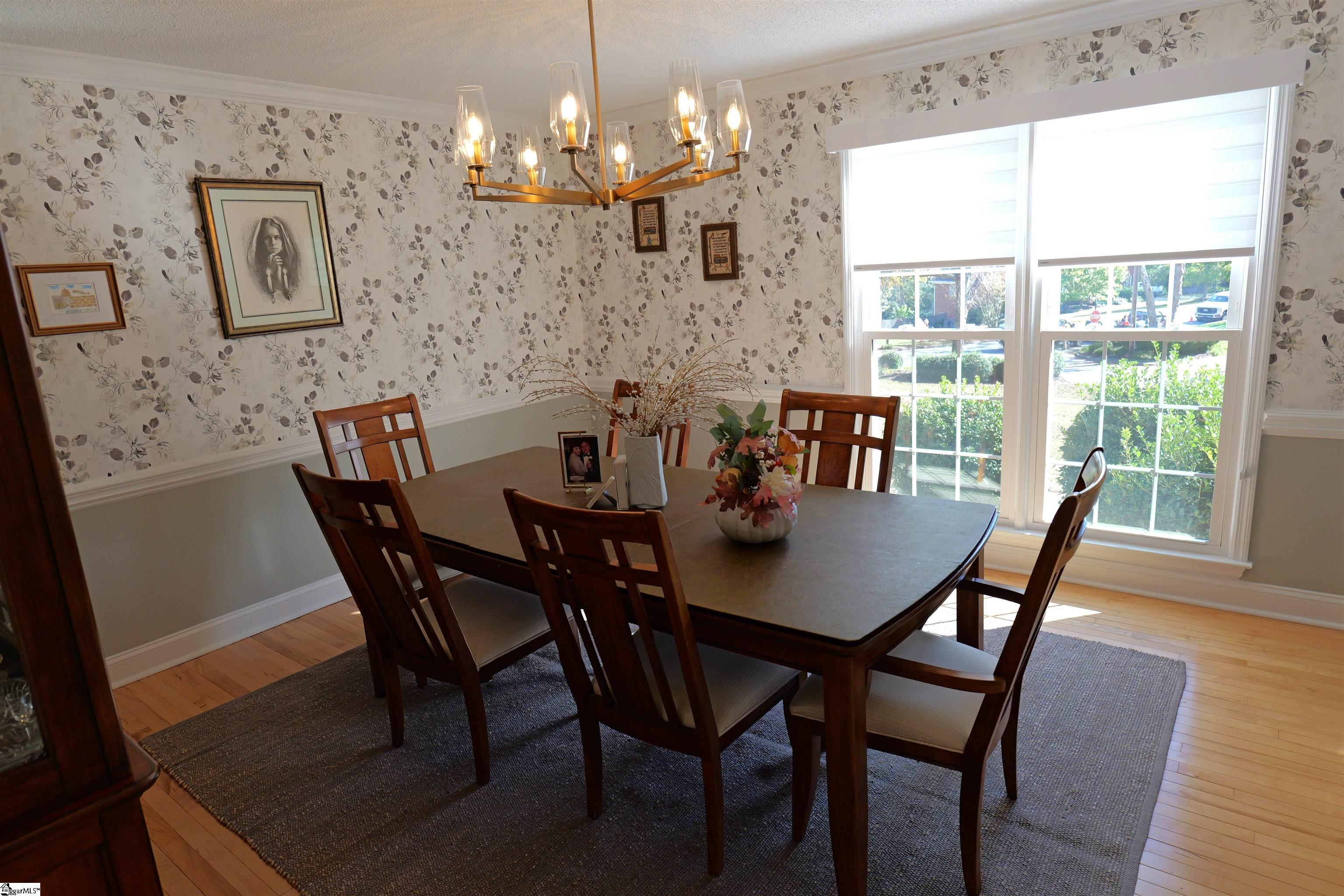 239 W Killarney Lake