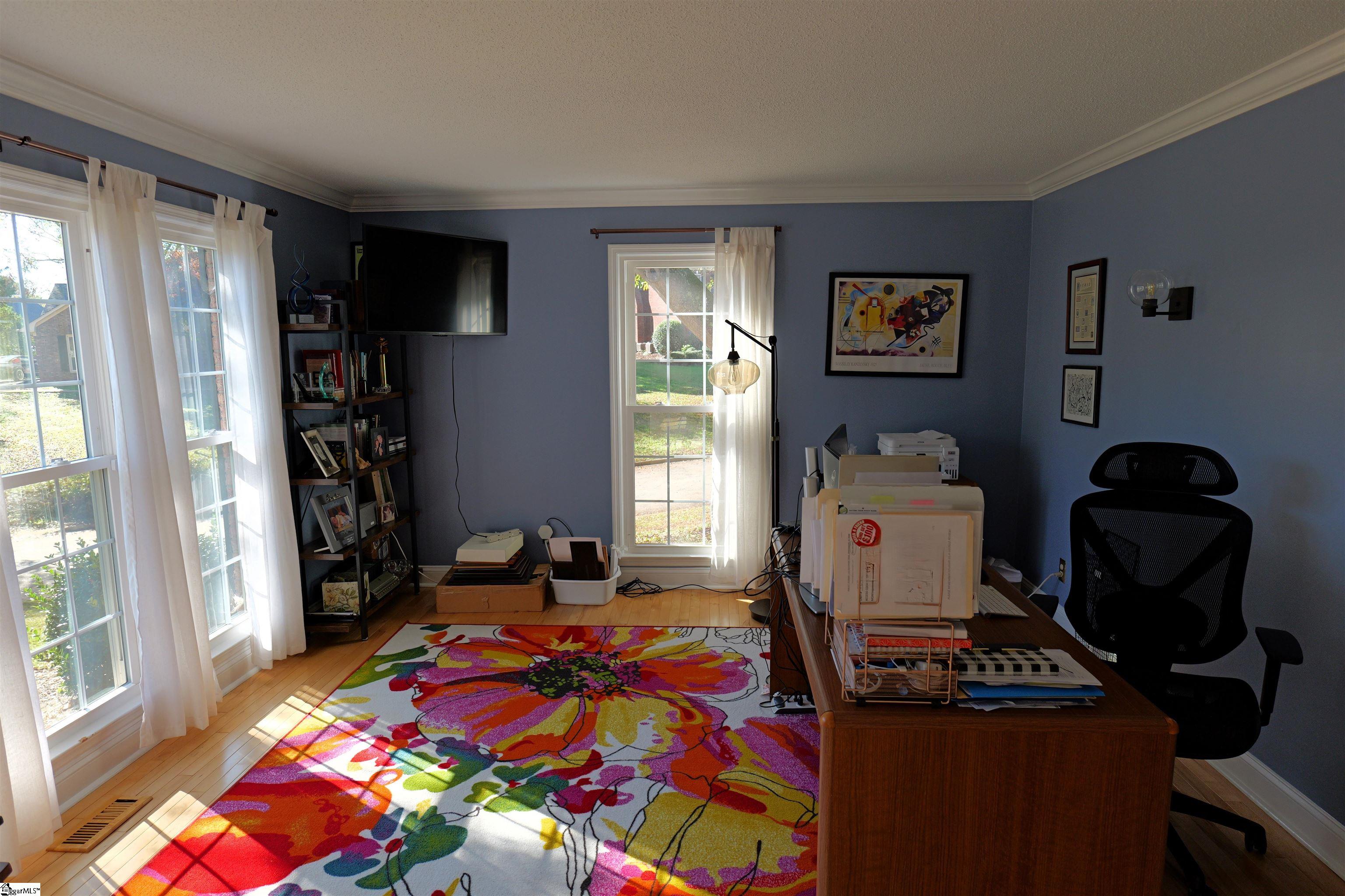 239 W Killarney Lake