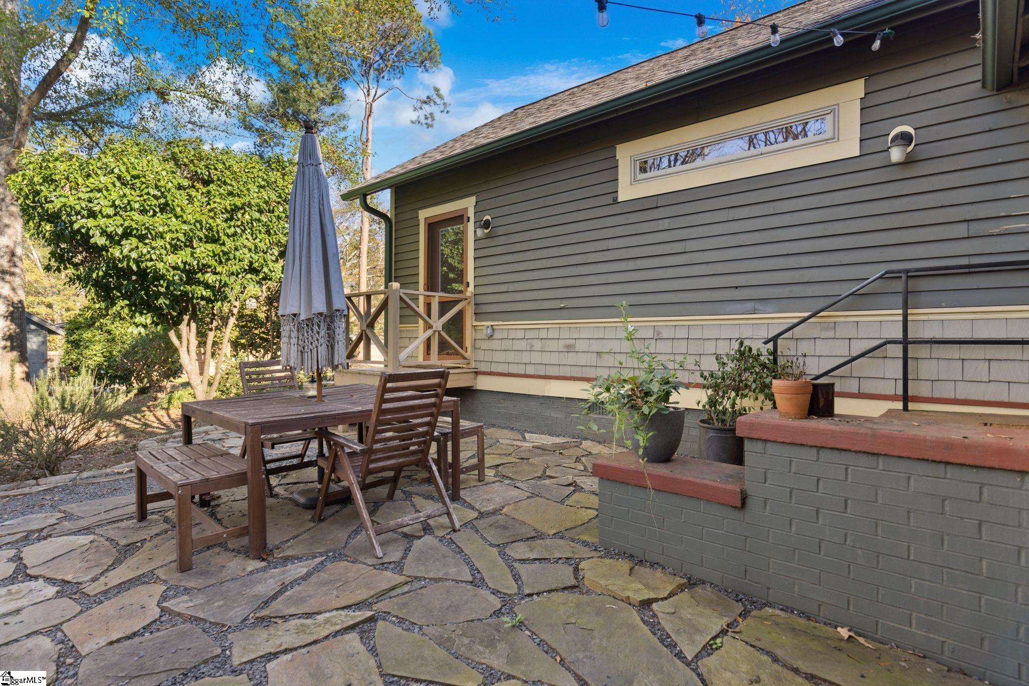 104 Briarcliff Drive