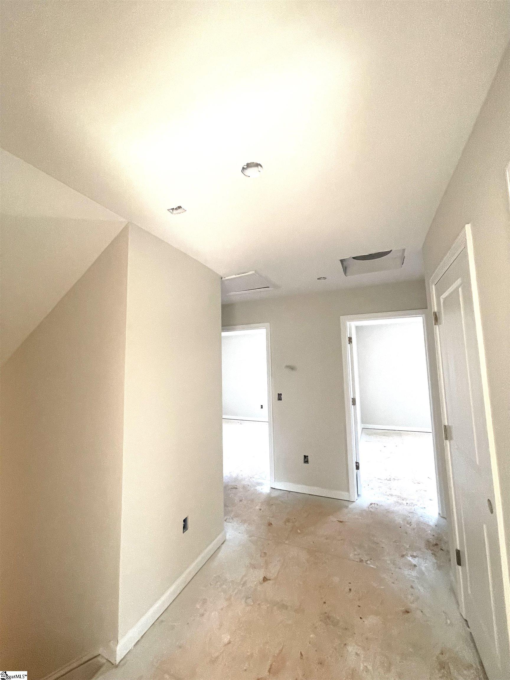 143 Brown Circle # 83