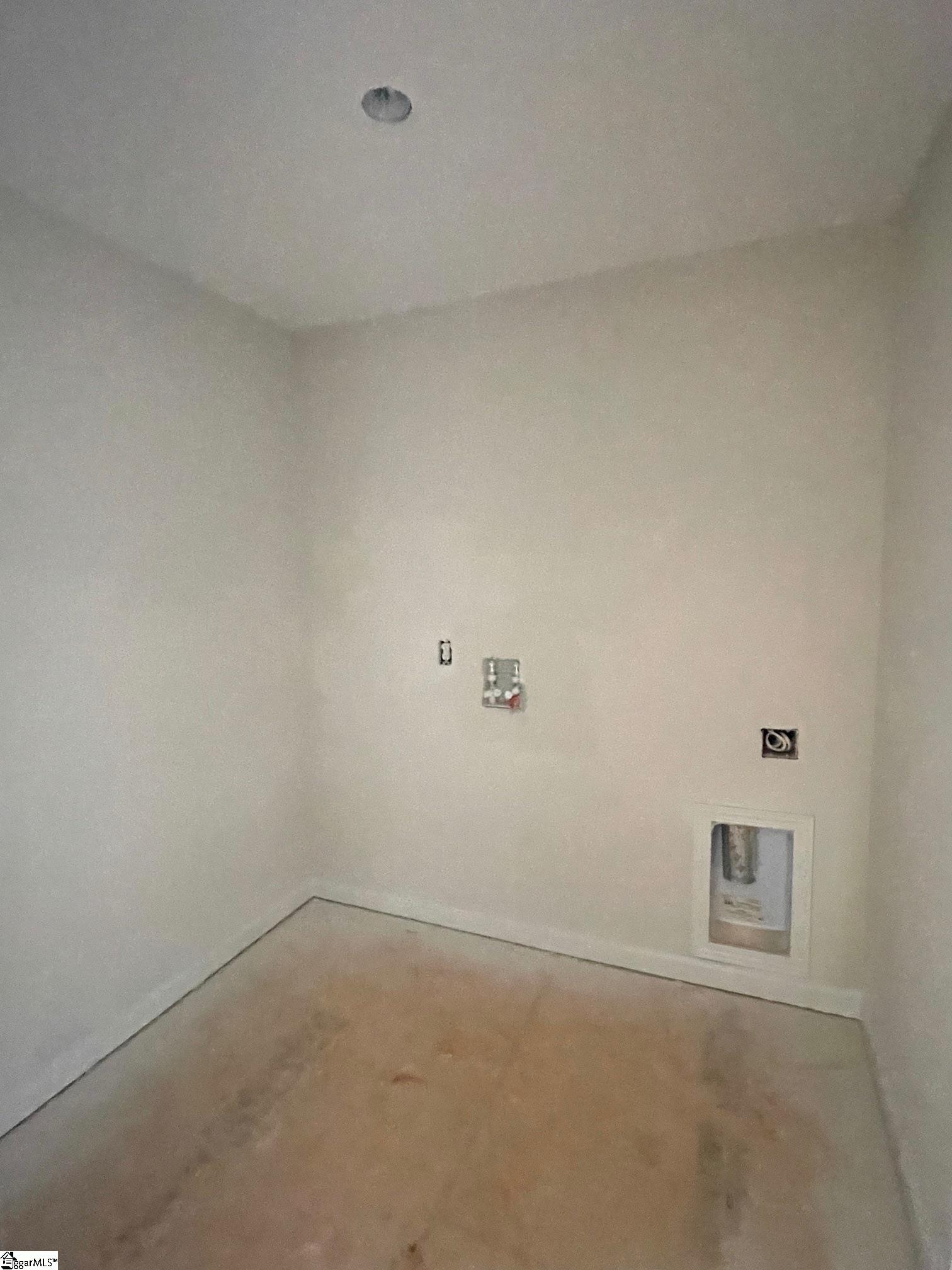 143 Brown Circle # 83