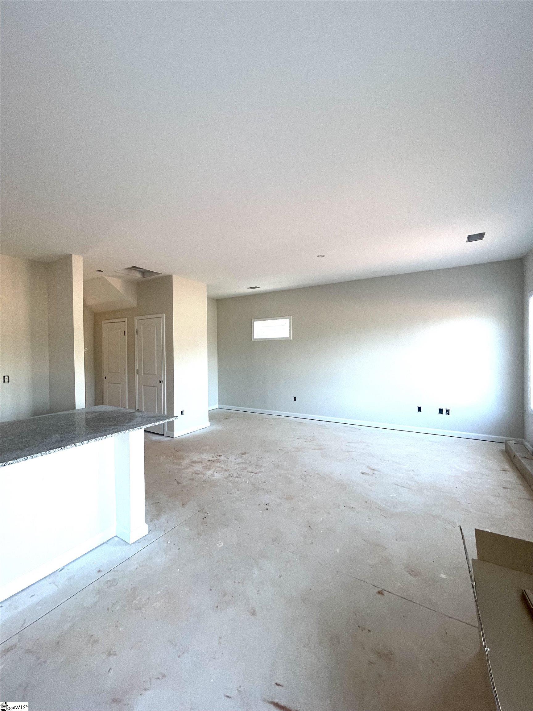 143 Brown Circle # 83