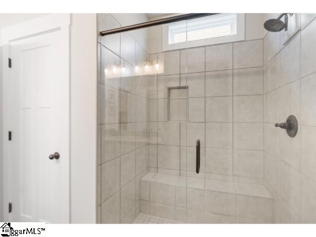 8 Glenview Park Place