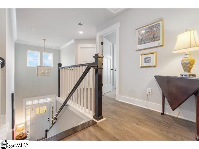 8 Glenview Park Place