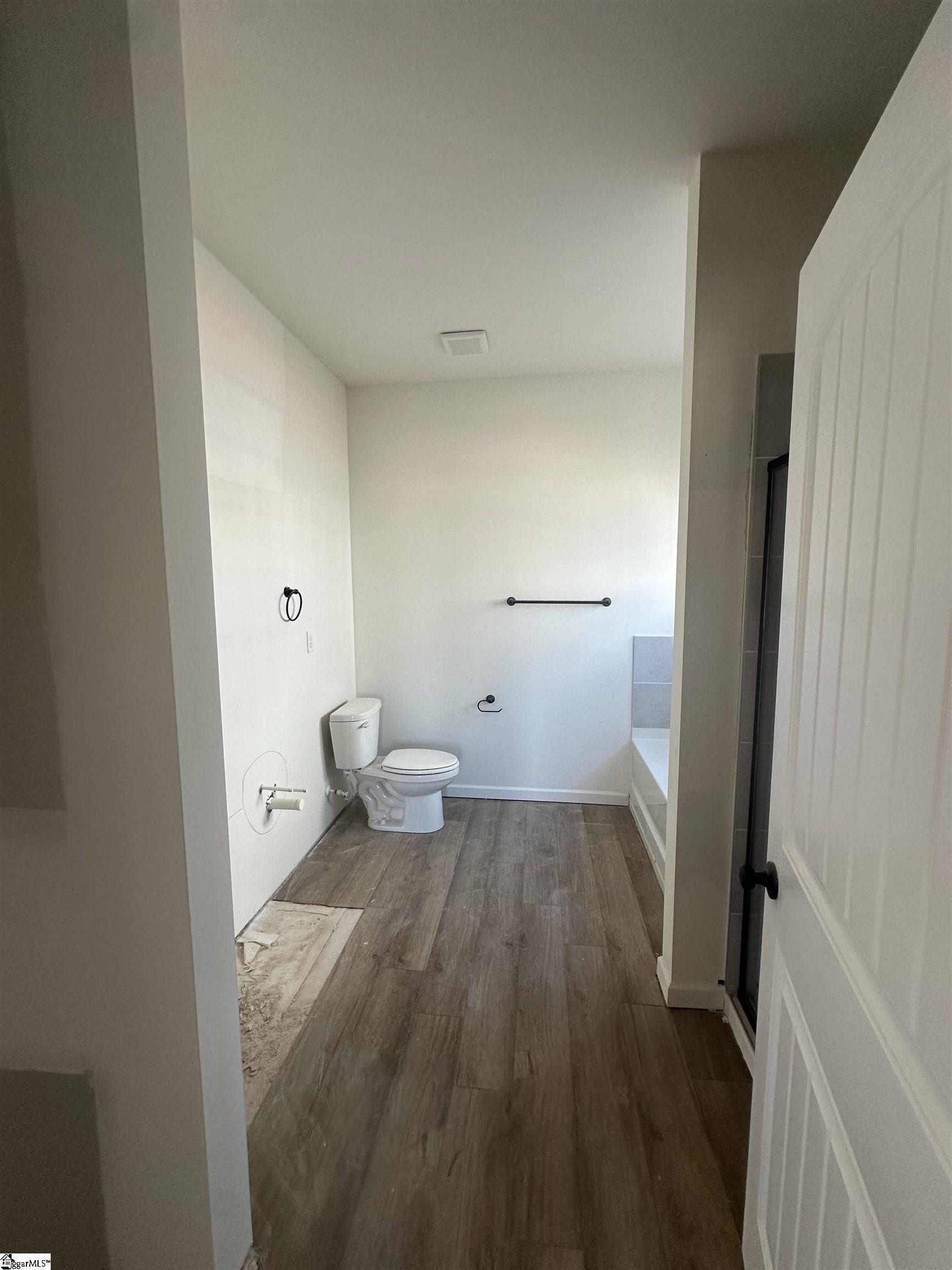 1043 Leoni Drive lot 123