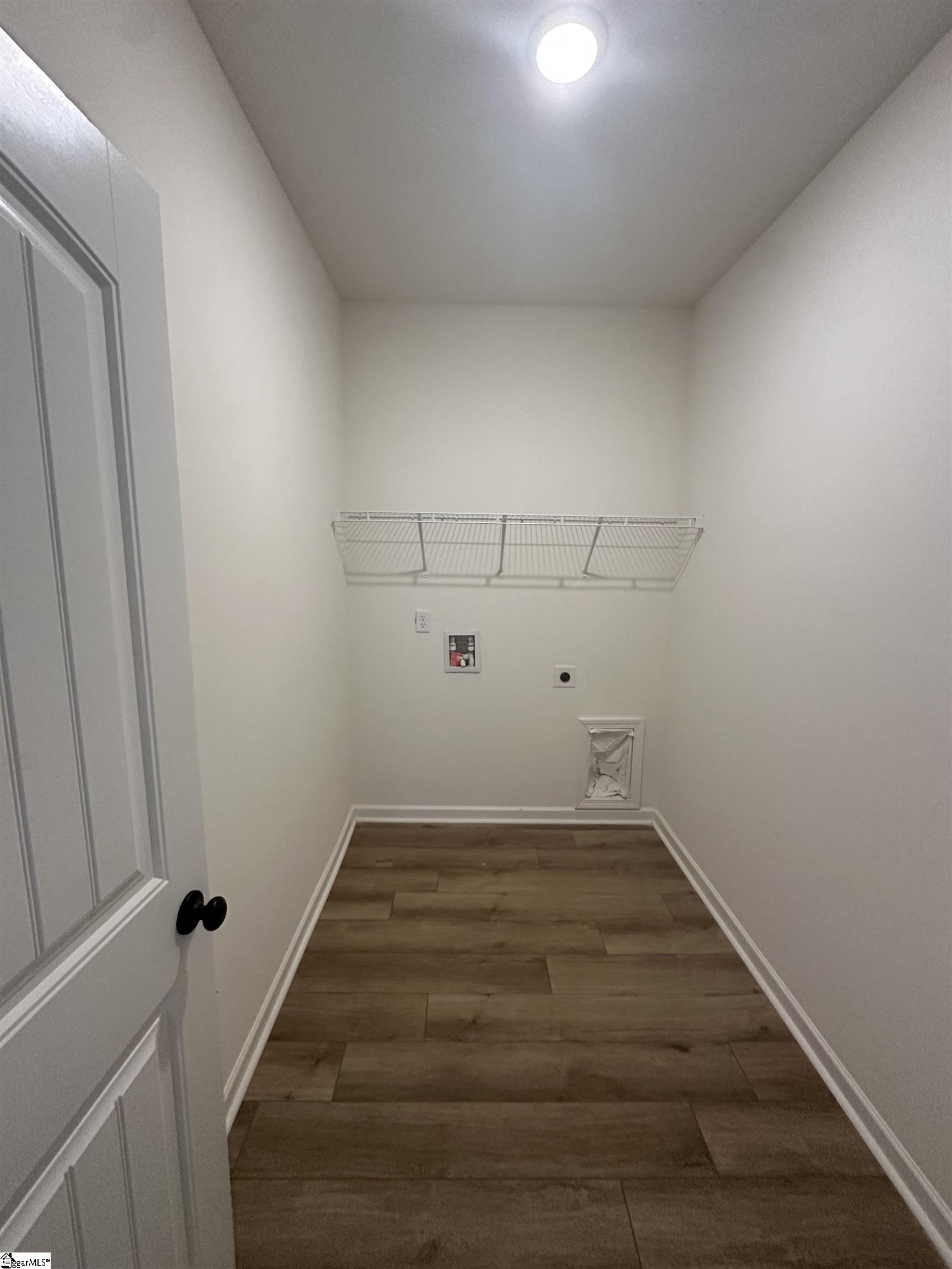 1043 Leoni Drive lot 123