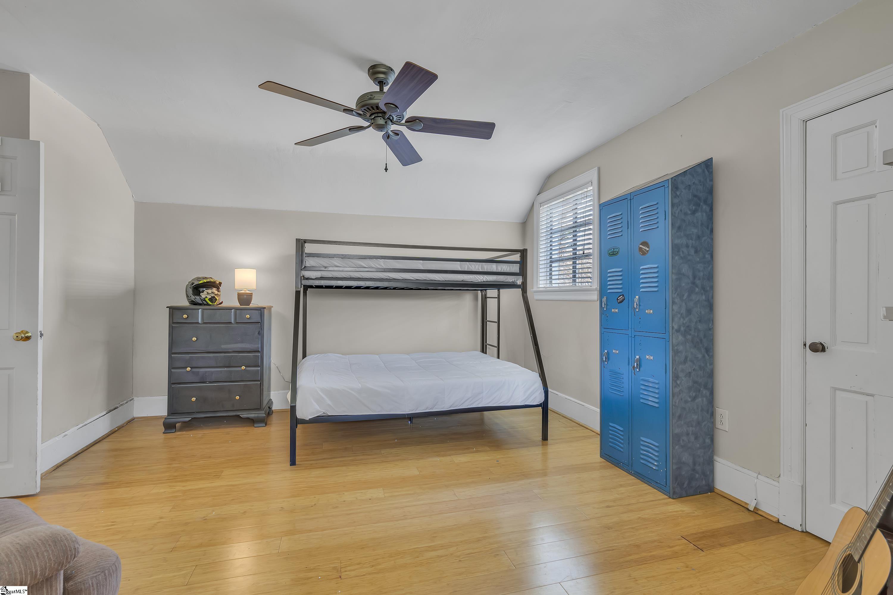 1110 Springdale Road