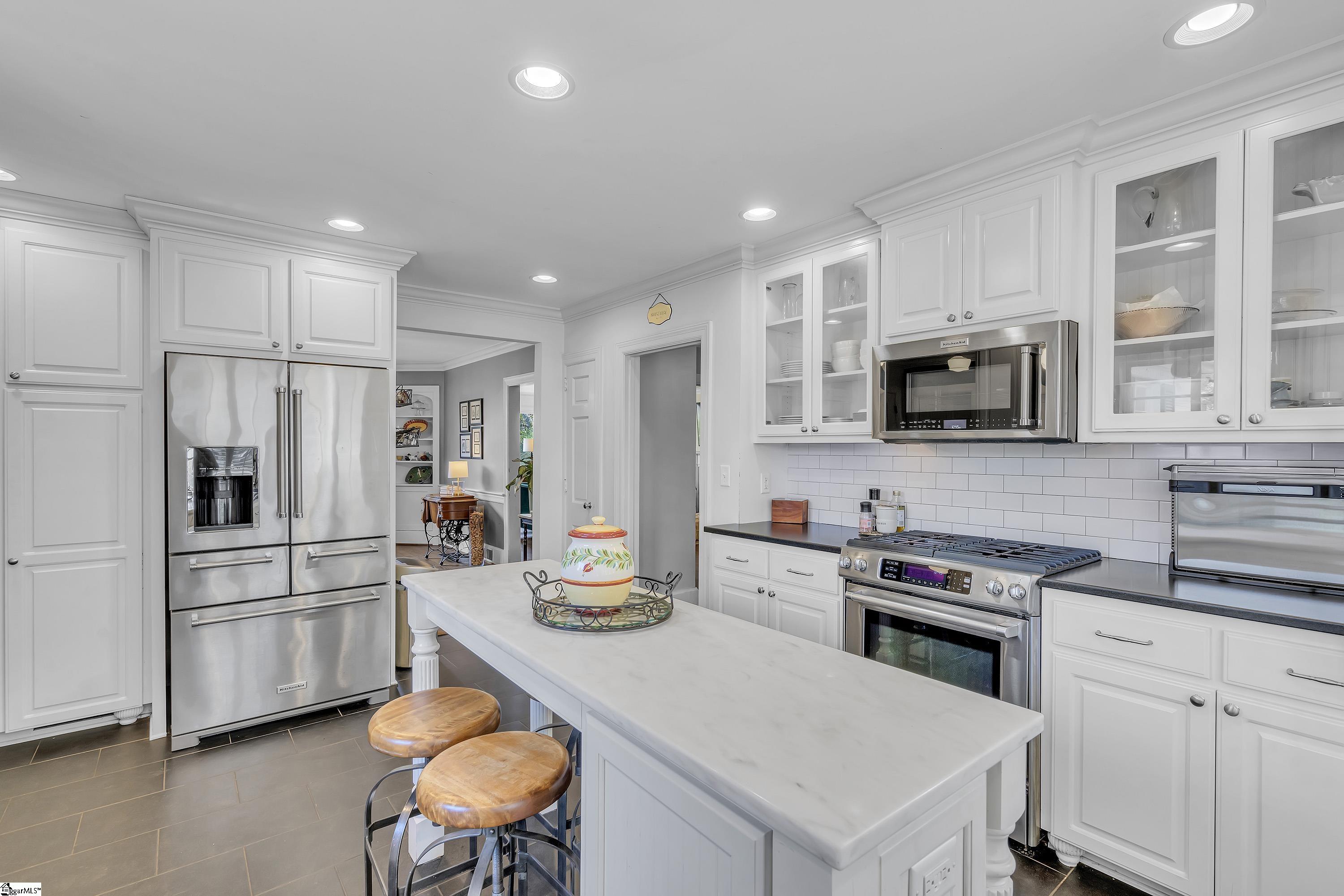 1110 Springdale Road