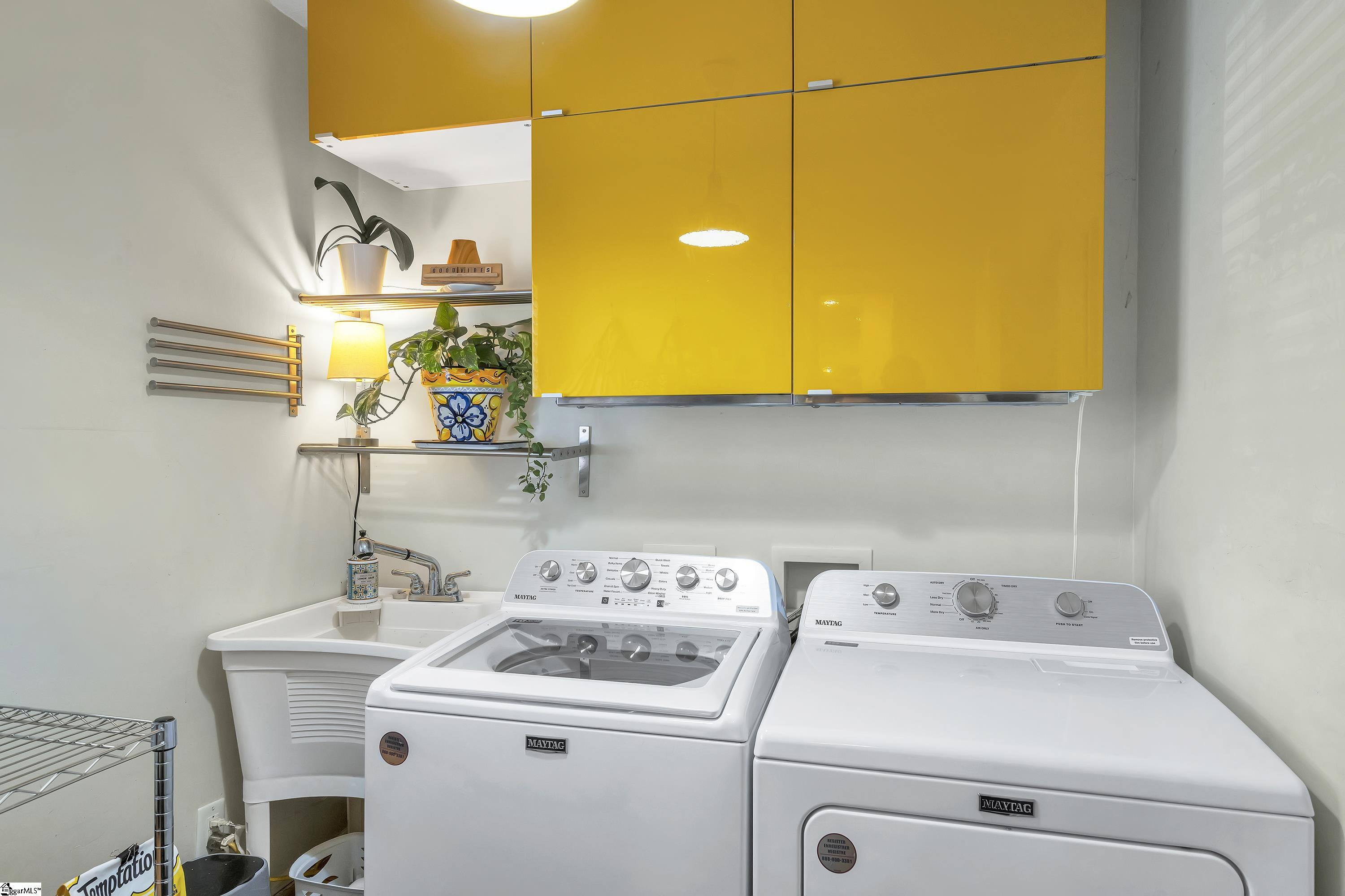 1110 Springdale Road