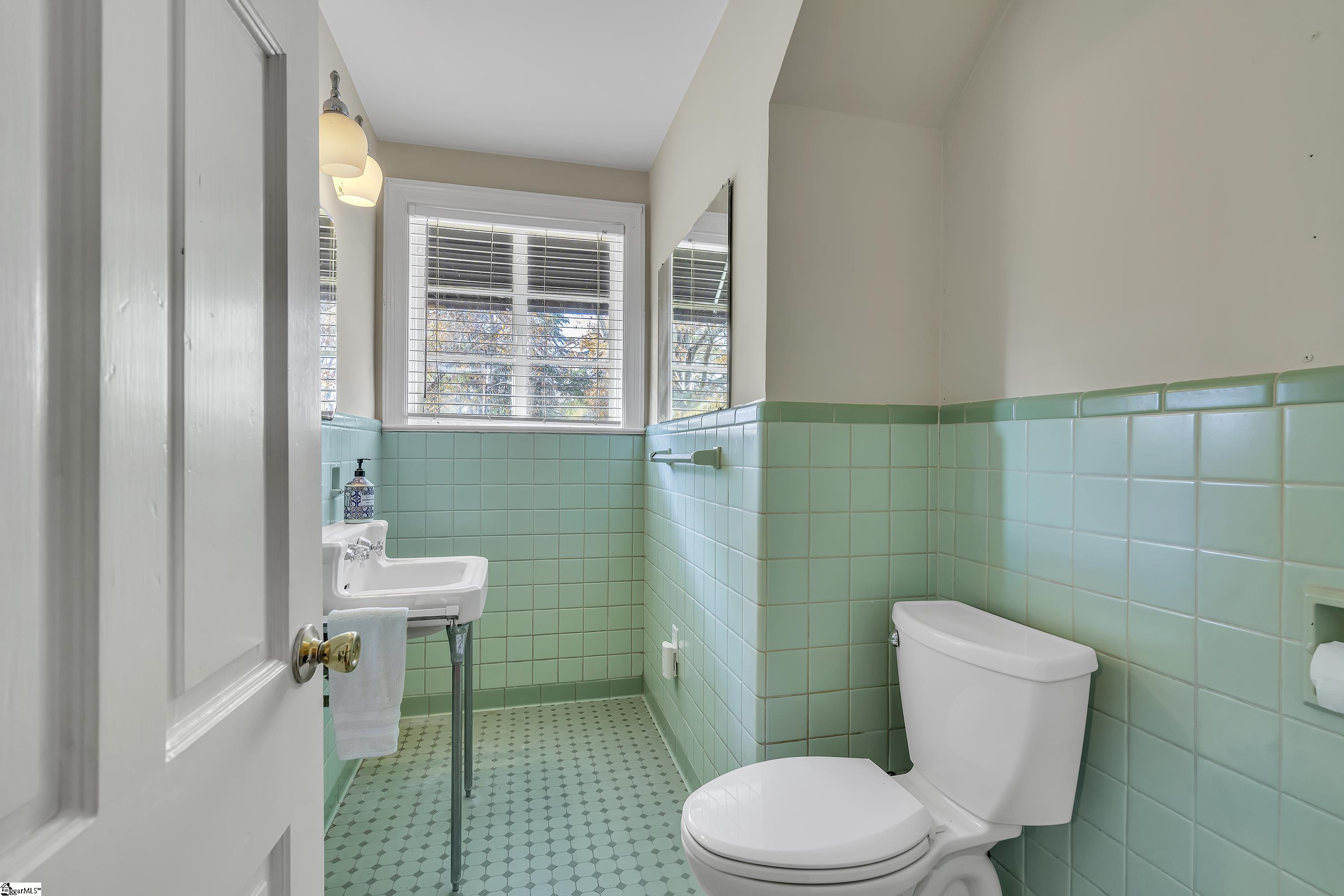 1110 Springdale Road