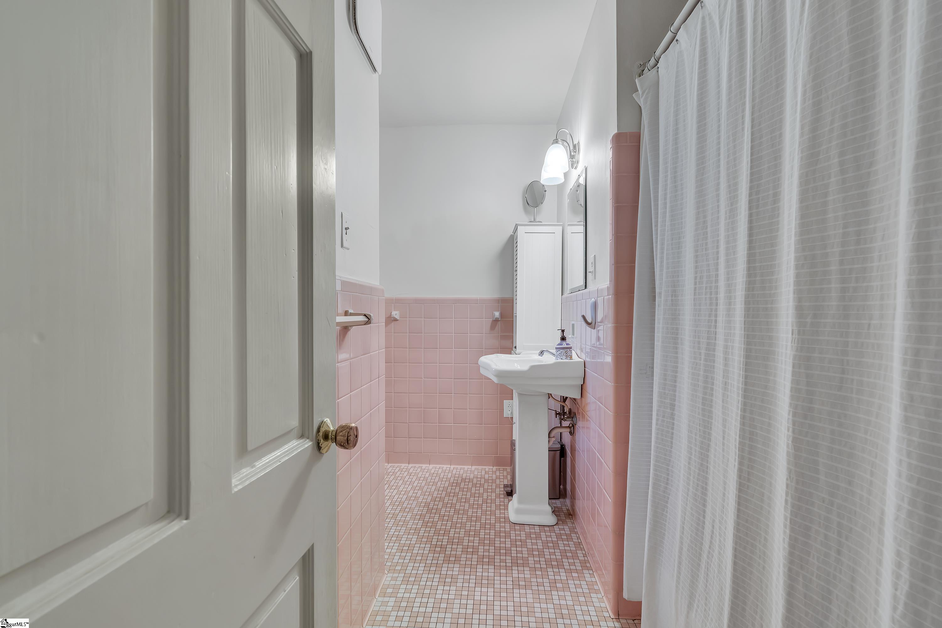 1110 Springdale Road