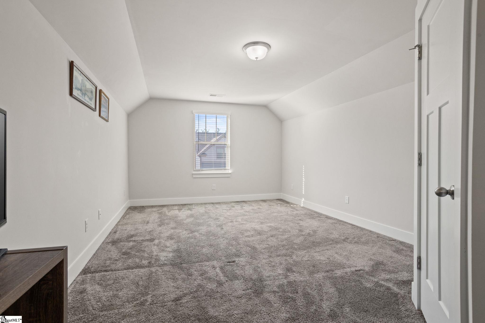 111 Ravencrest Court