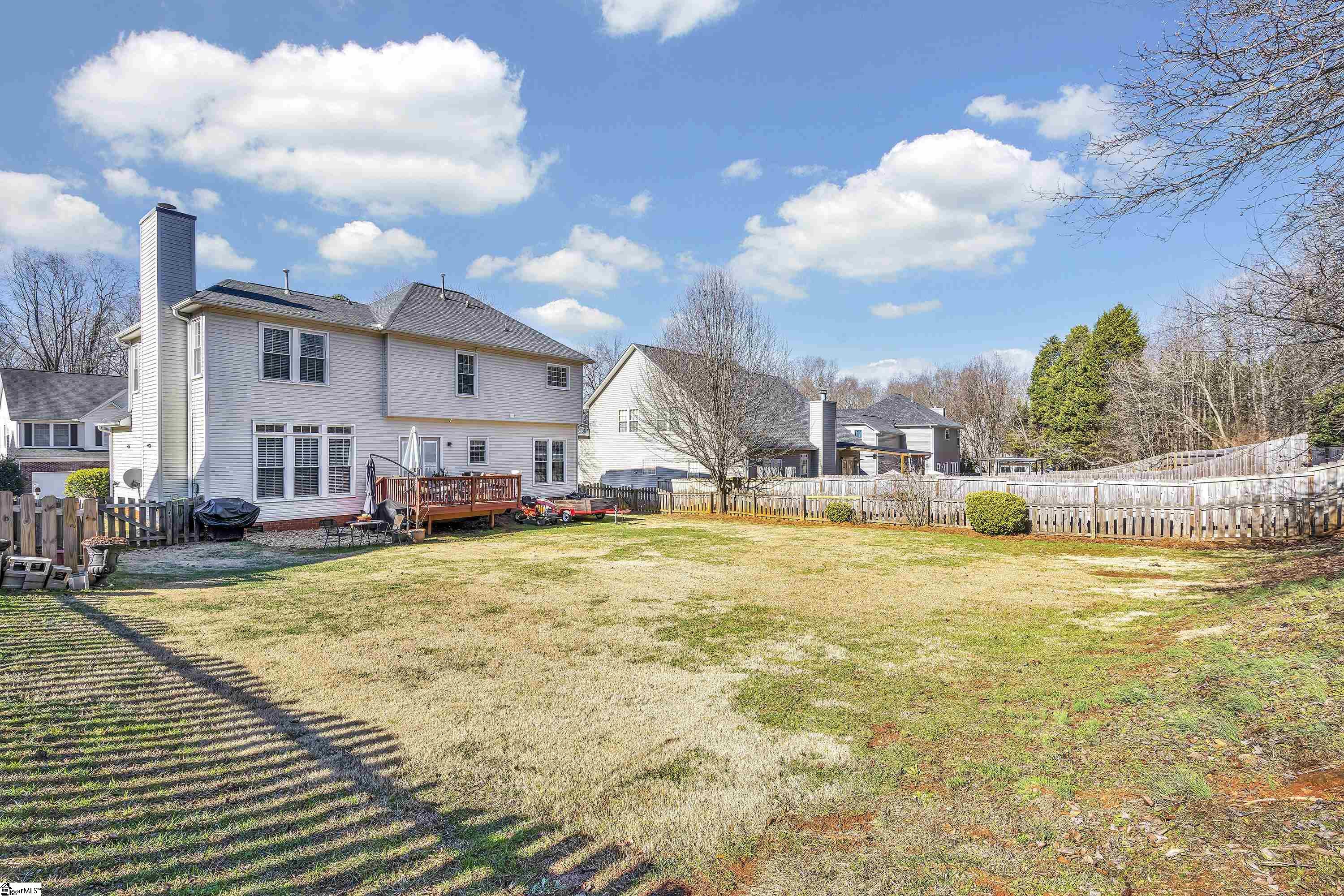 104 N Cedarbluff Court