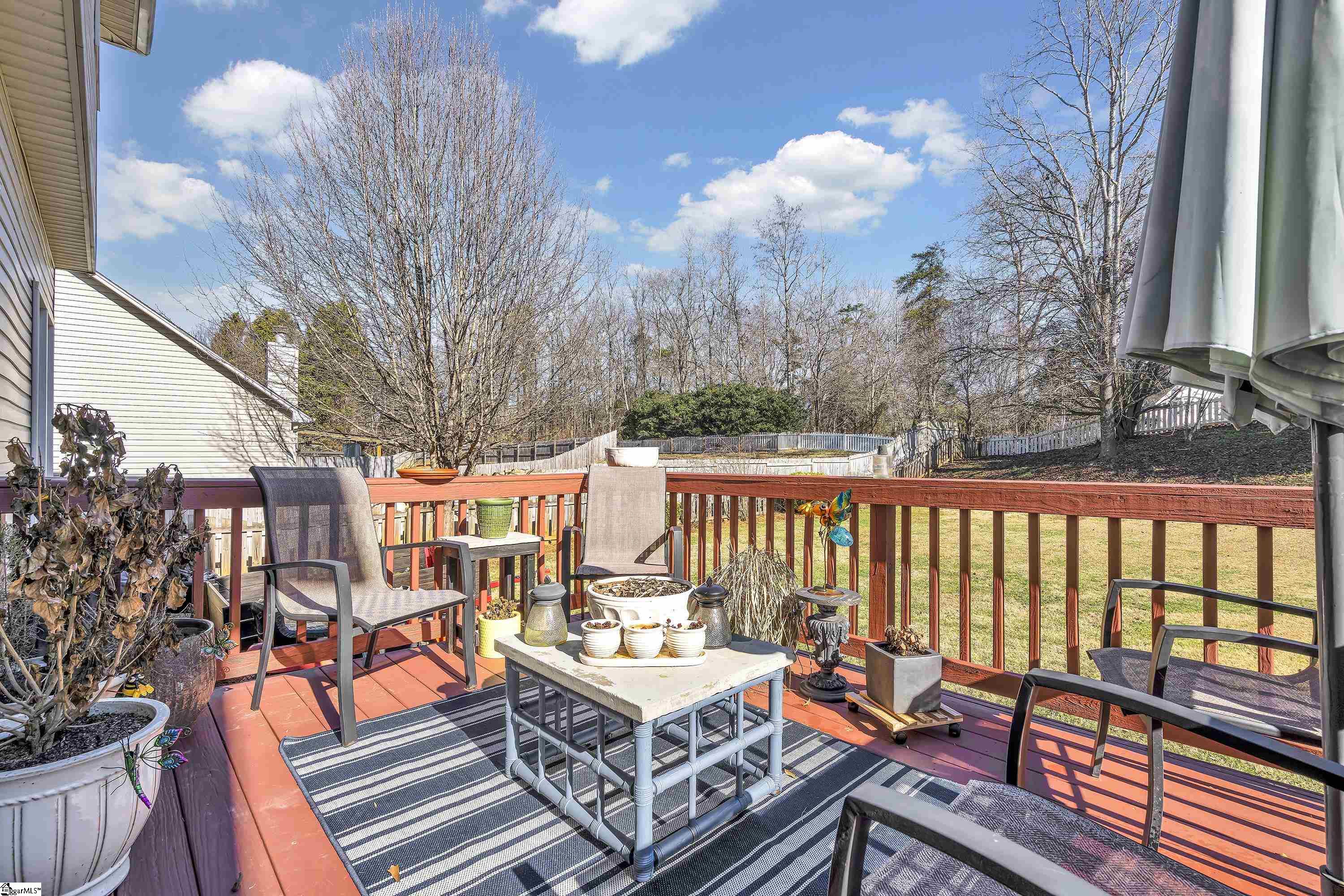 104 N Cedarbluff Court