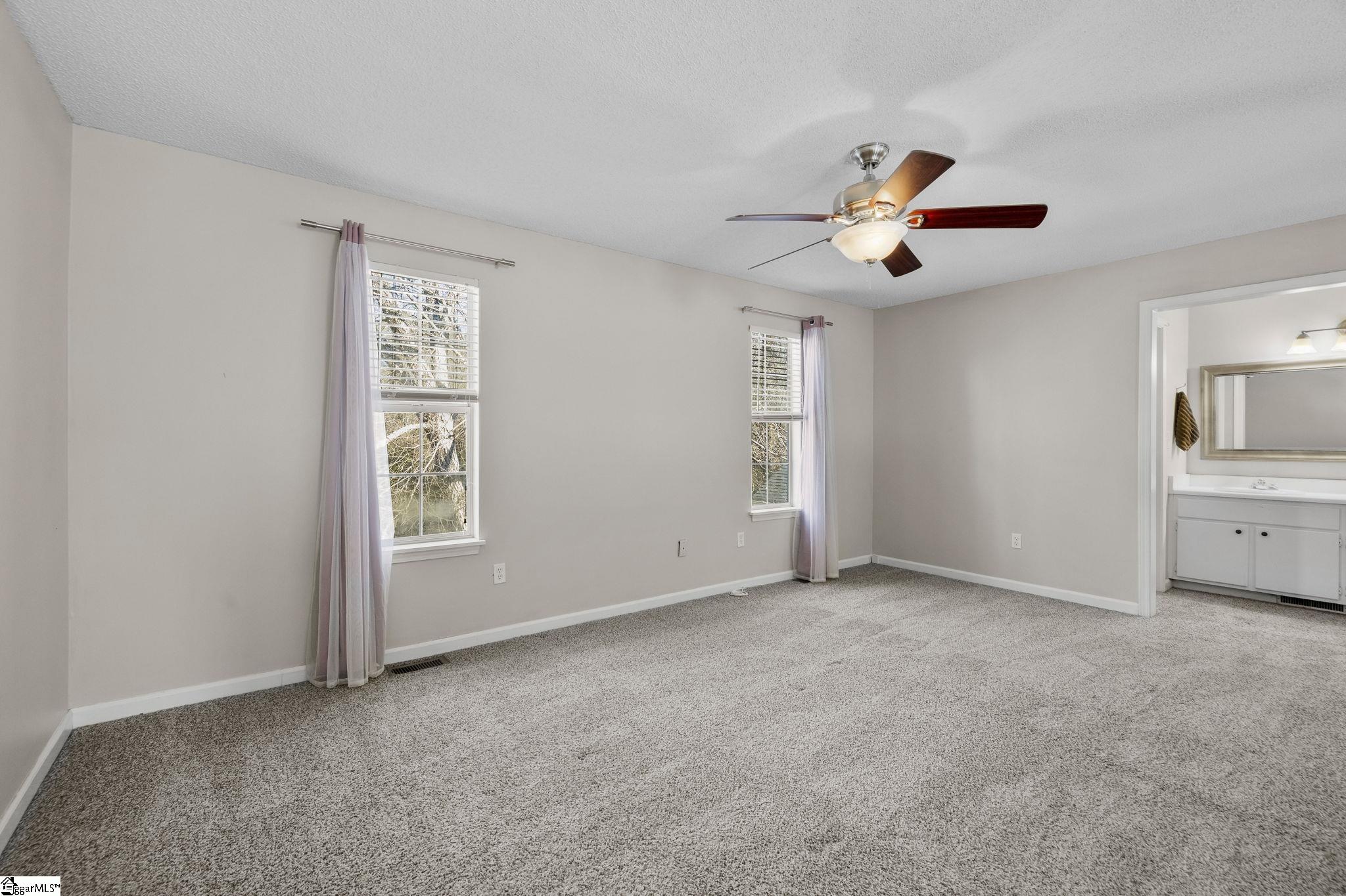 107 Creekpoint Drive