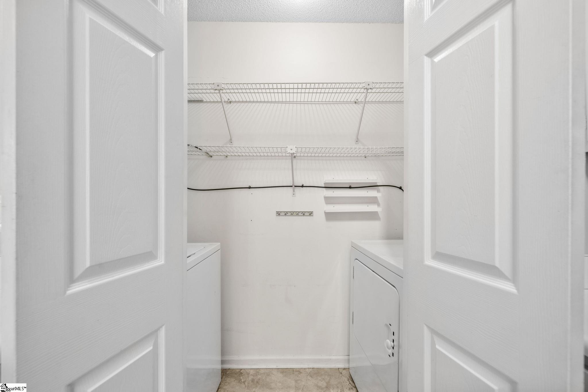 107 Creekpoint Drive