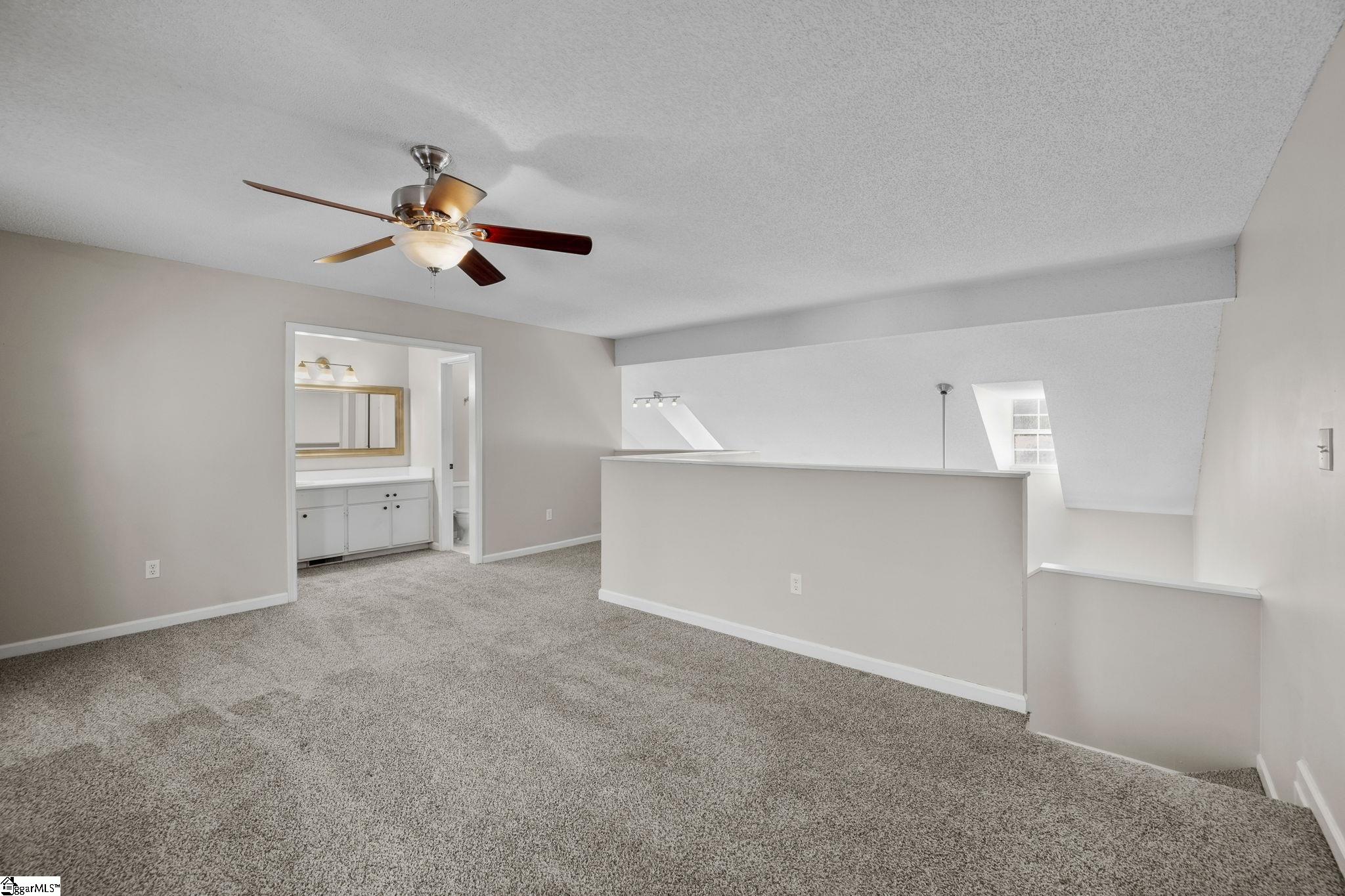 107 Creekpoint Drive