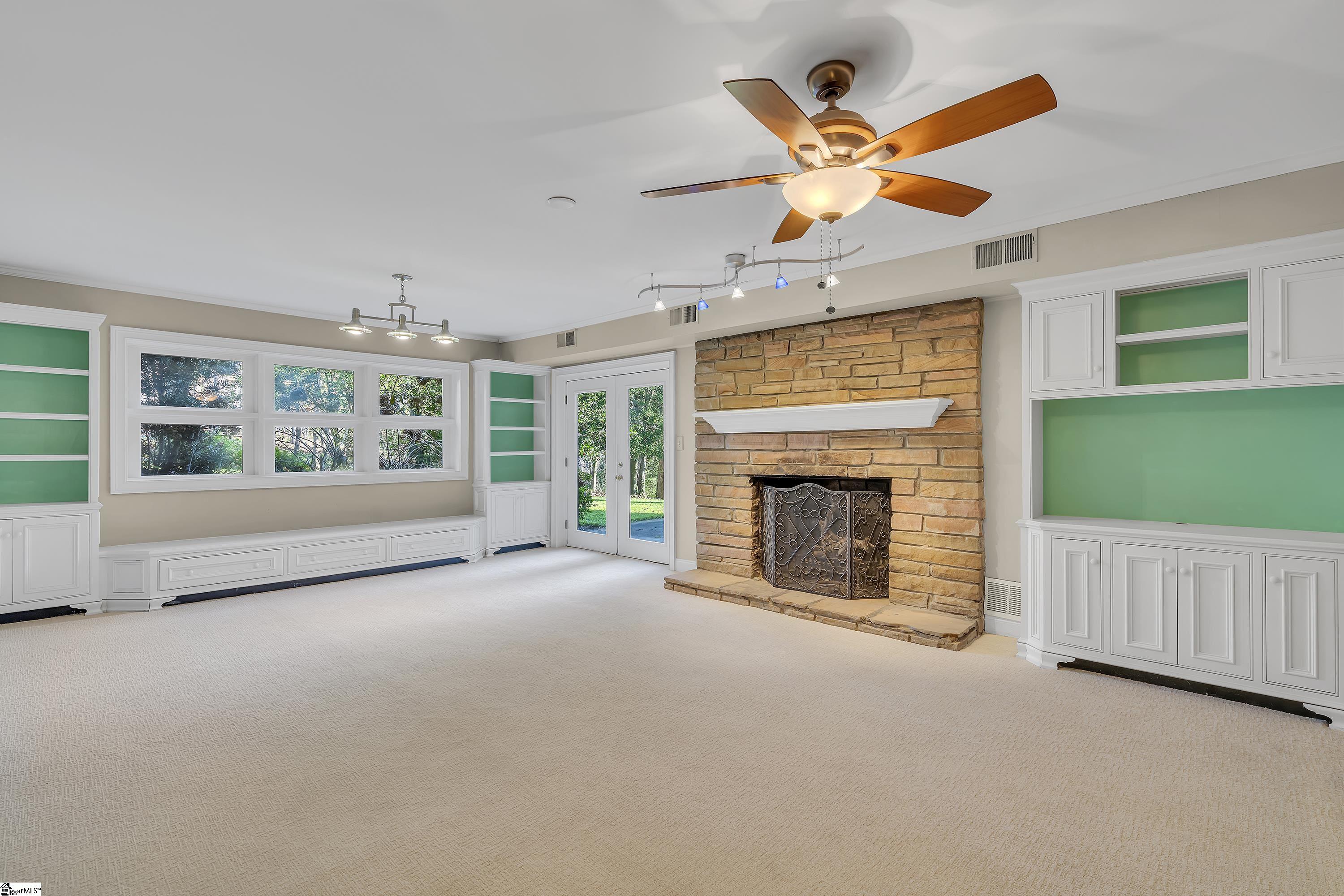 1807 Cleveland Street Extension