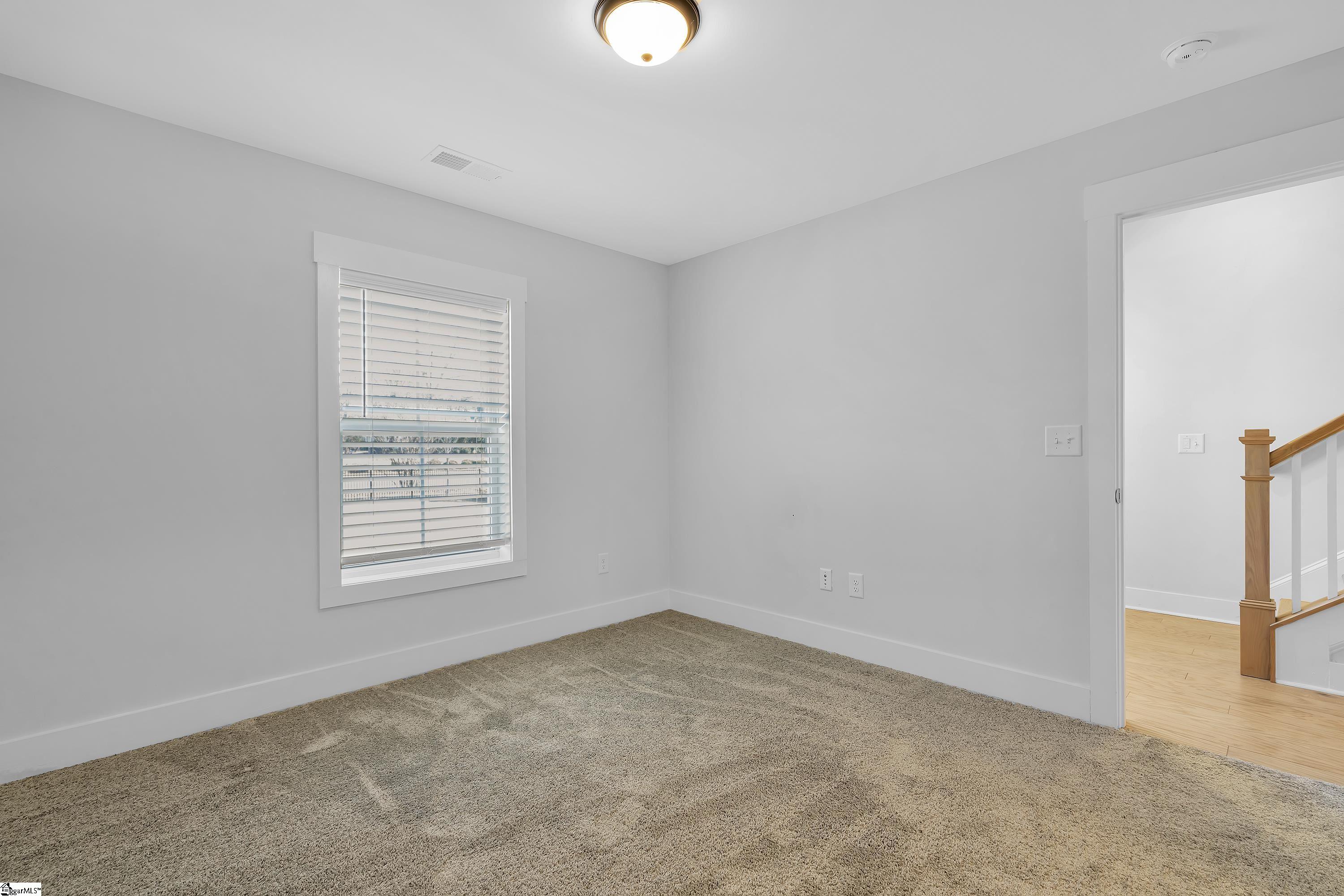 305 Pete Hollis Boulevard