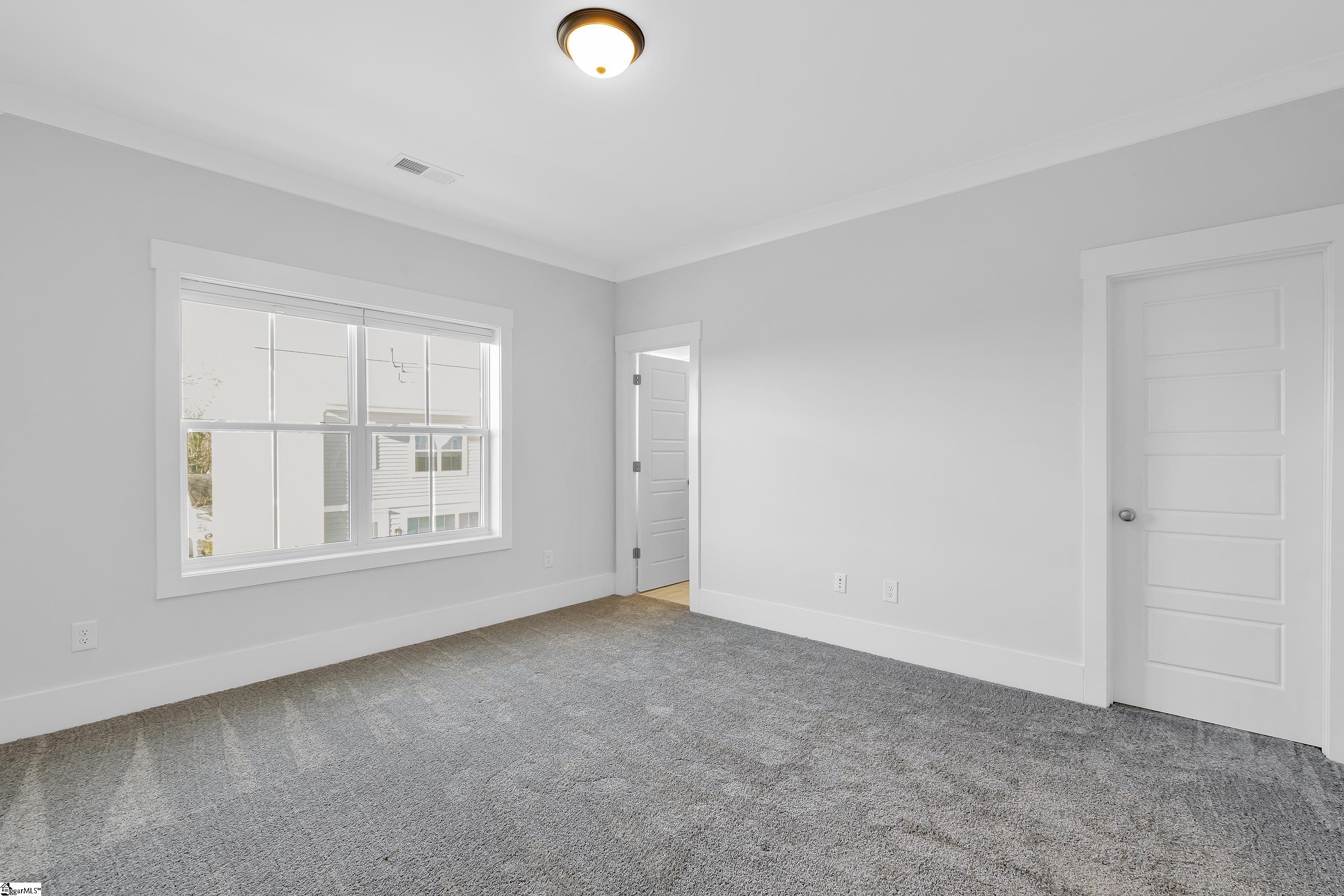 305 Pete Hollis Boulevard