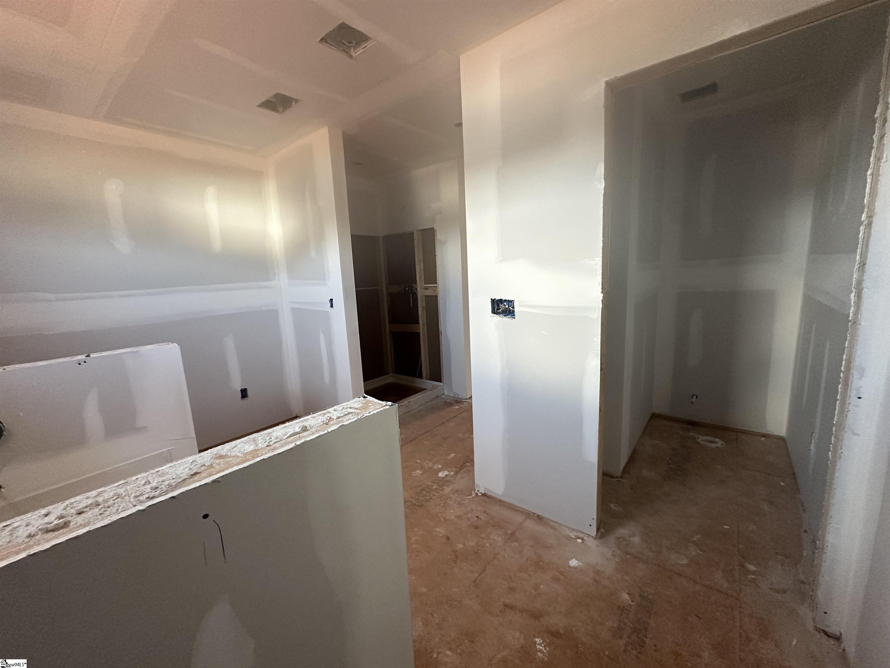 1047 Leoni Drive # 124