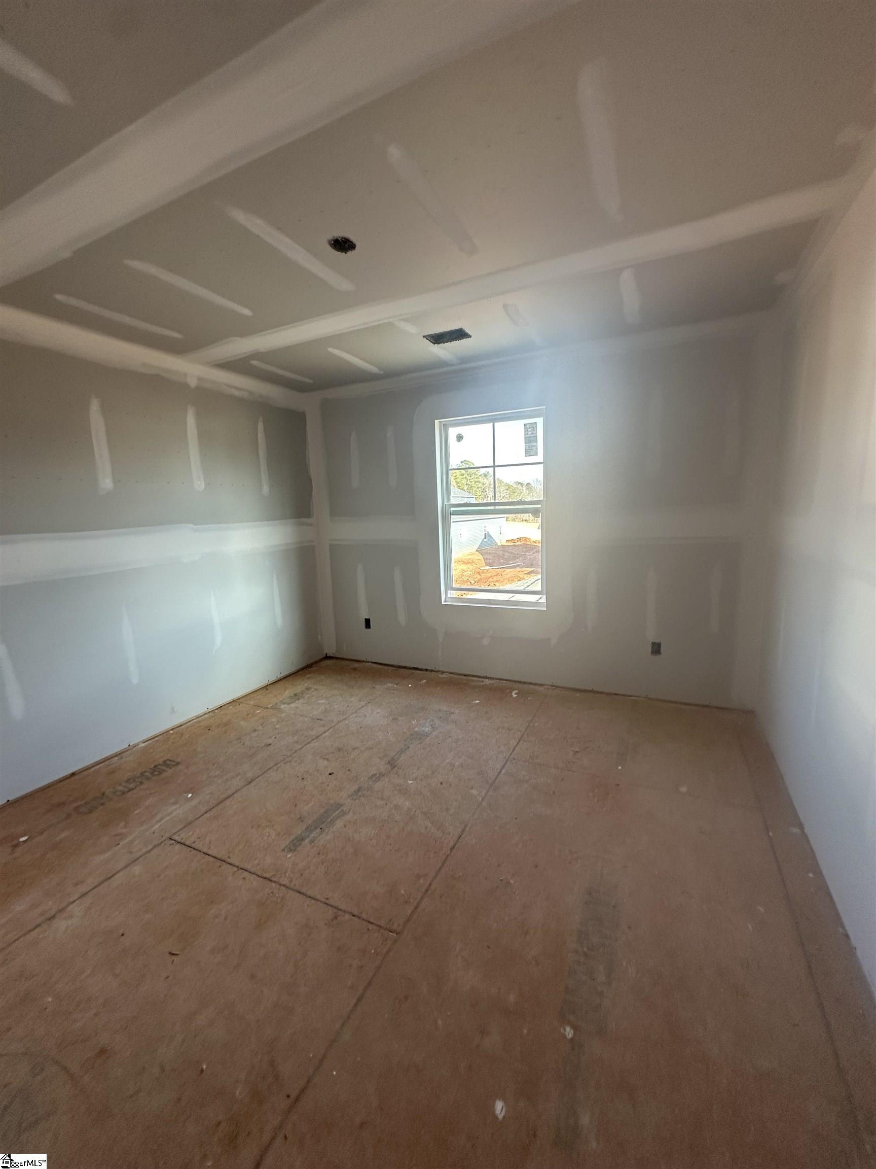 1047 Leoni Drive # 124