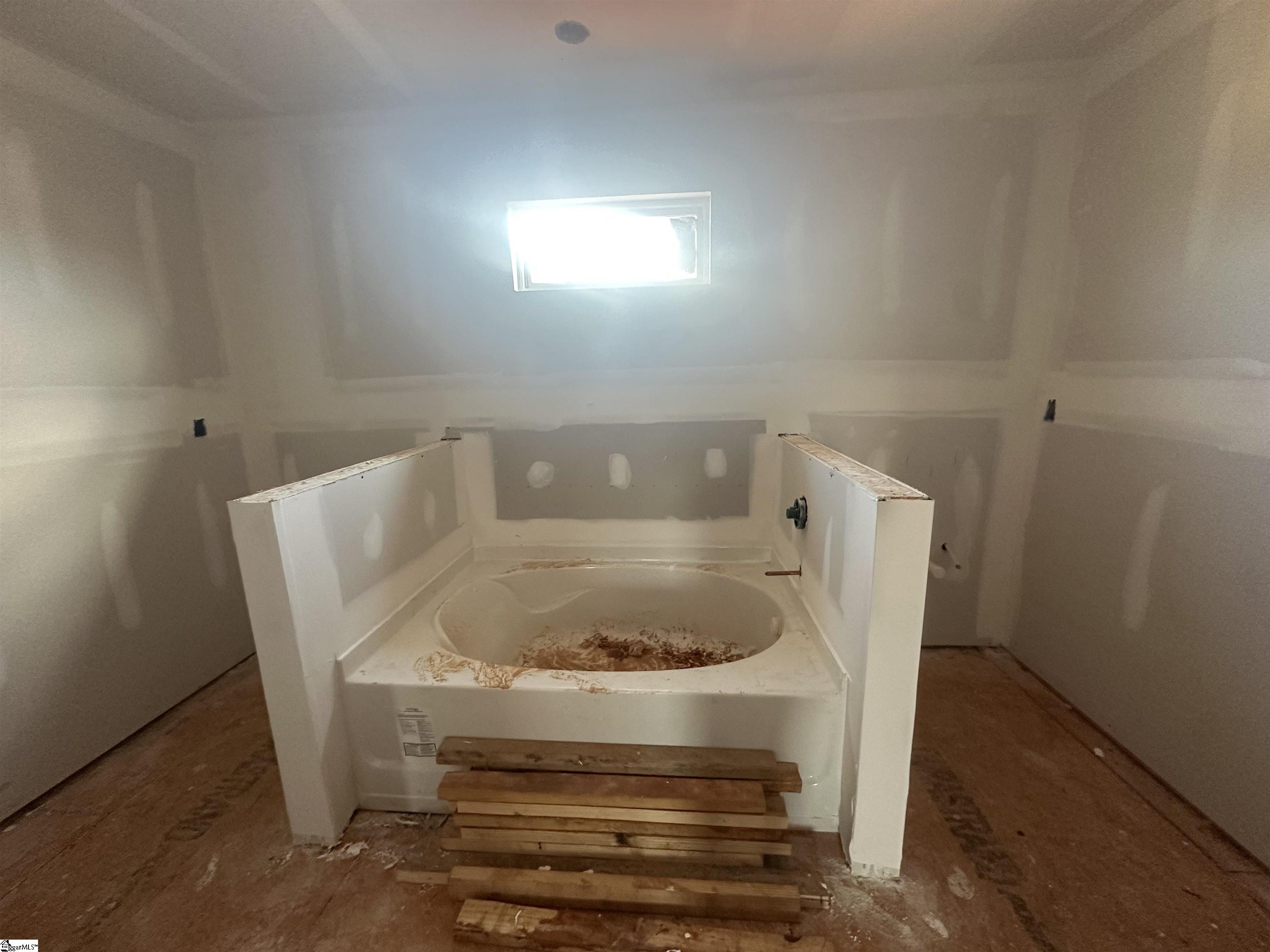 1047 Leoni Drive # 124