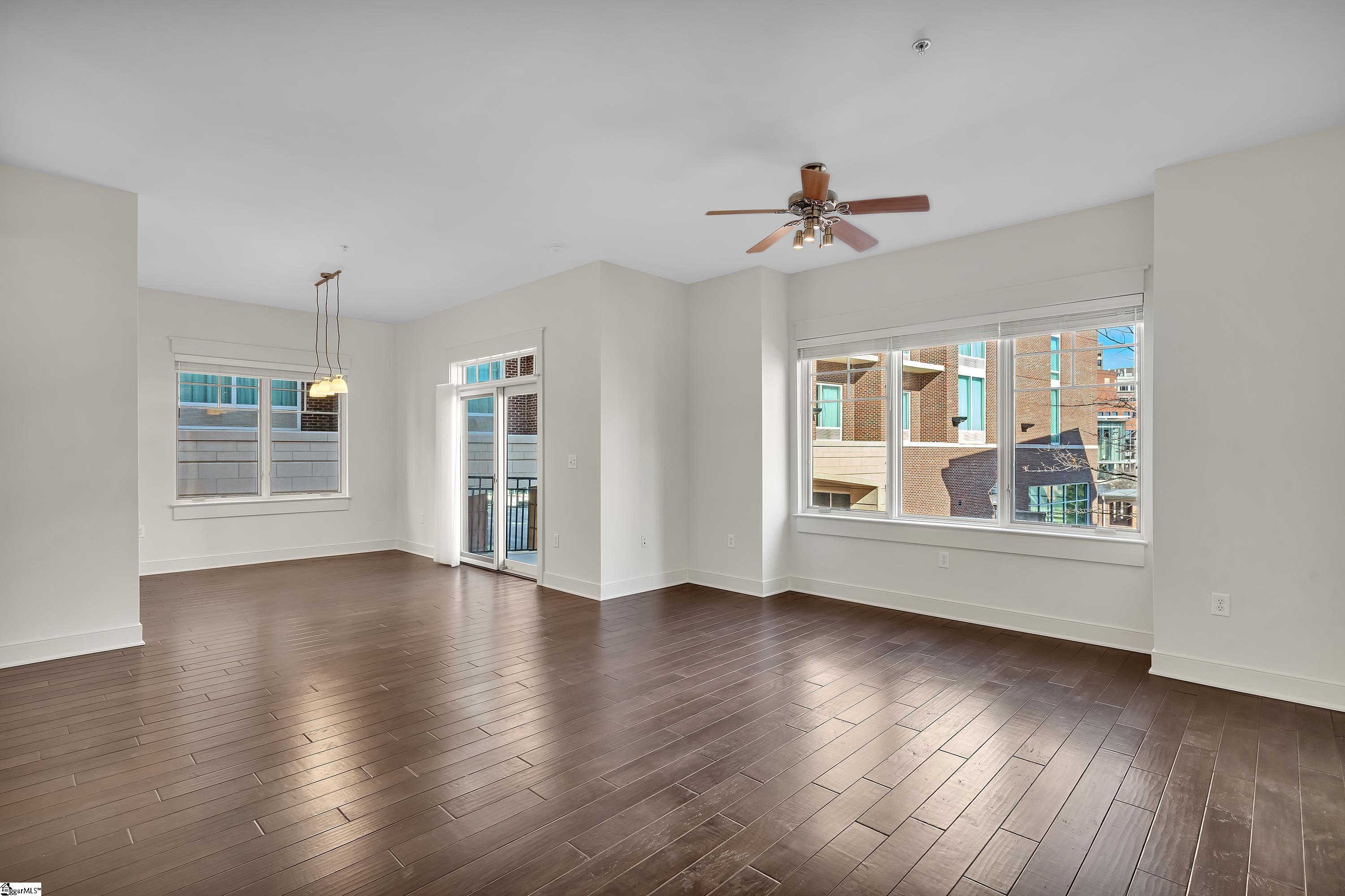 155 Riverplace Unit 201