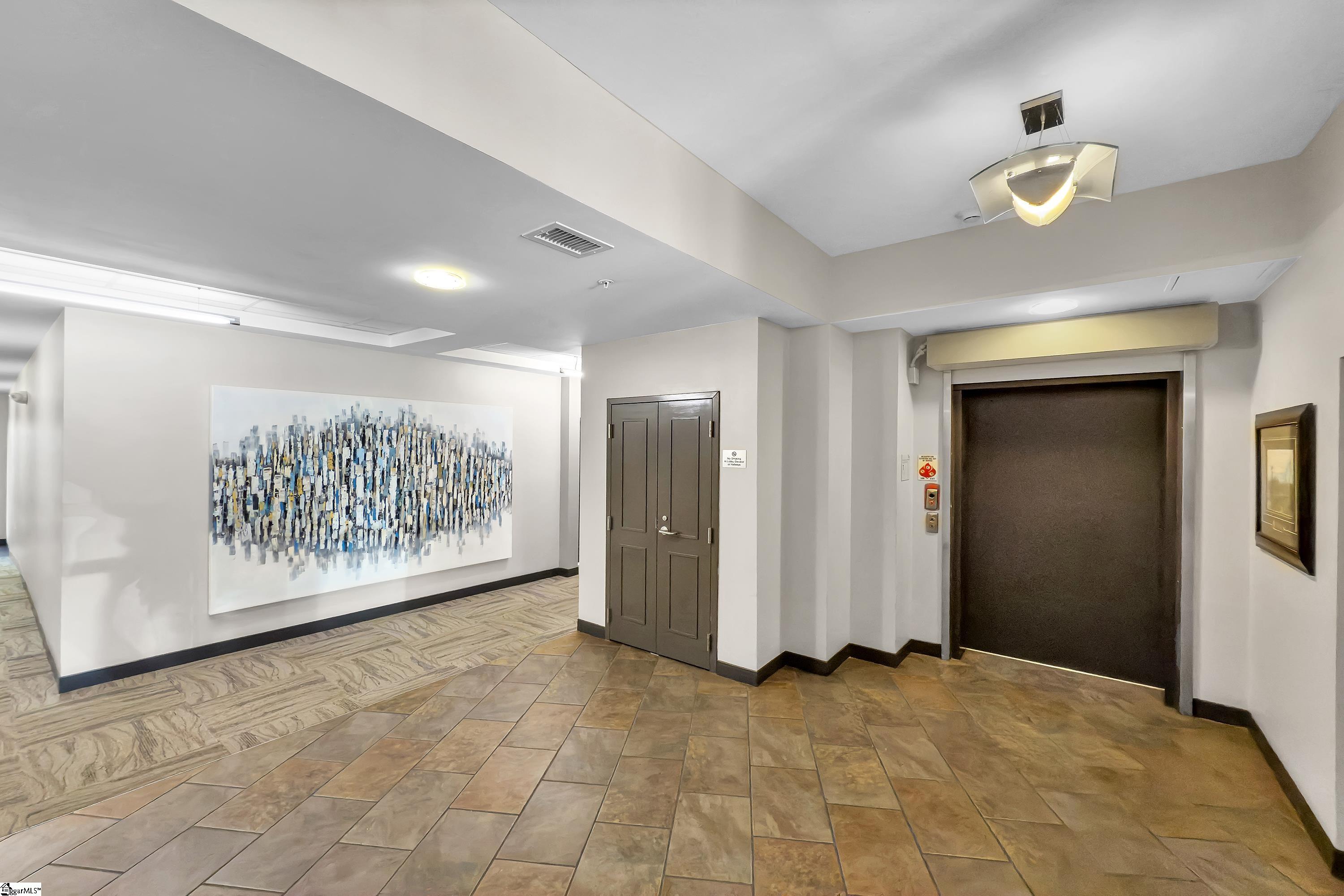 155 Riverplace Unit 201