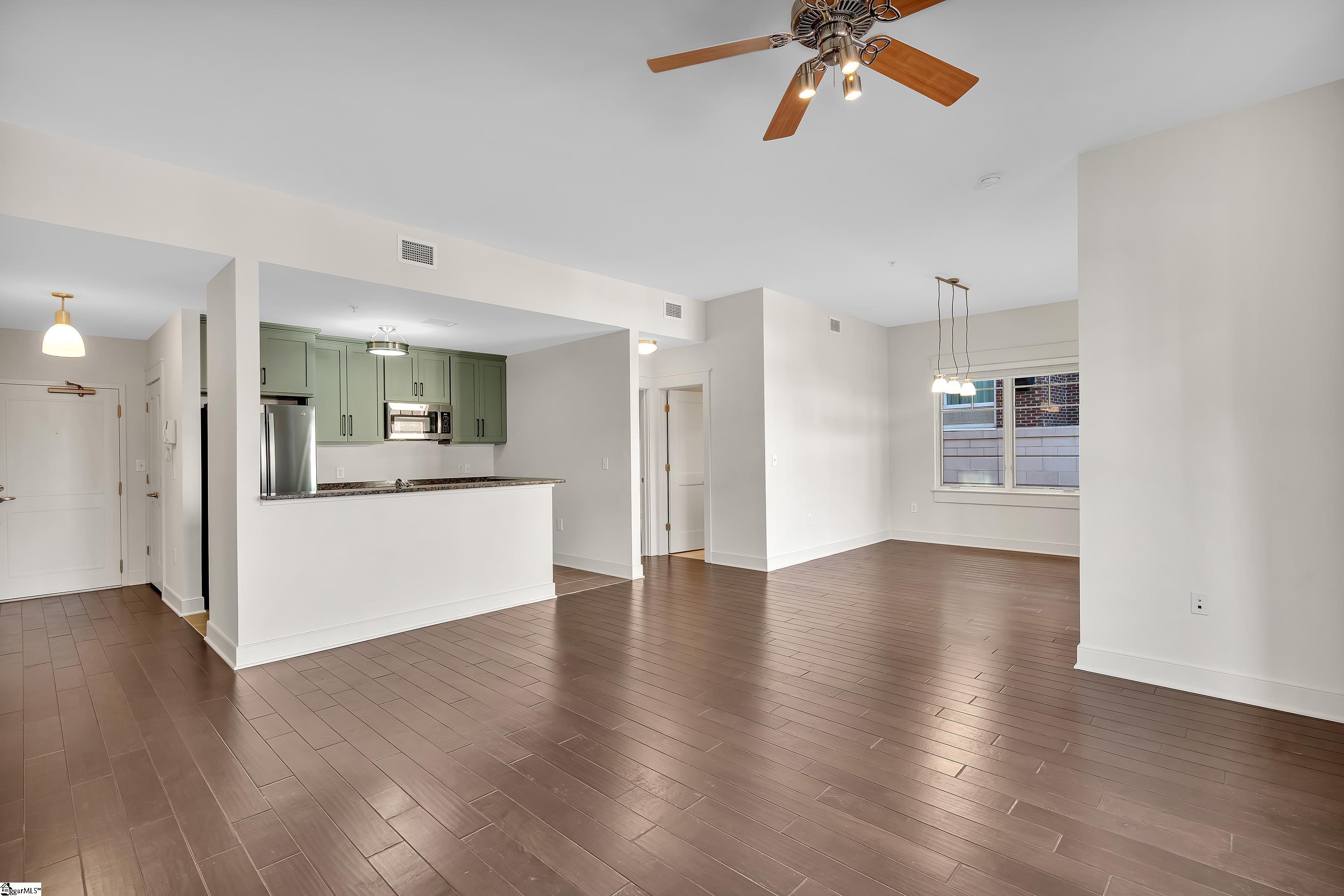 155 Riverplace Unit 201