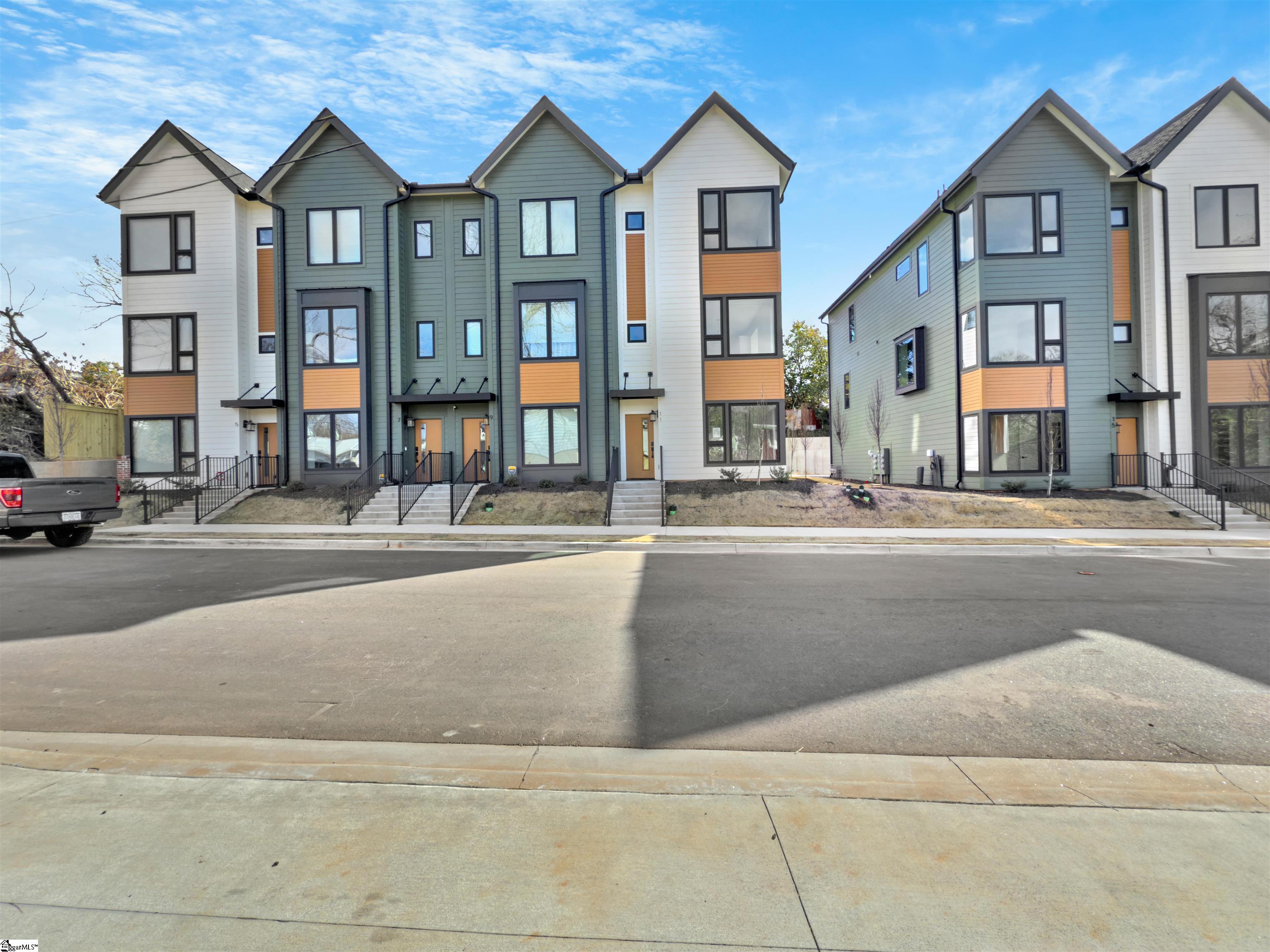 11 Conwell Street Unit 7