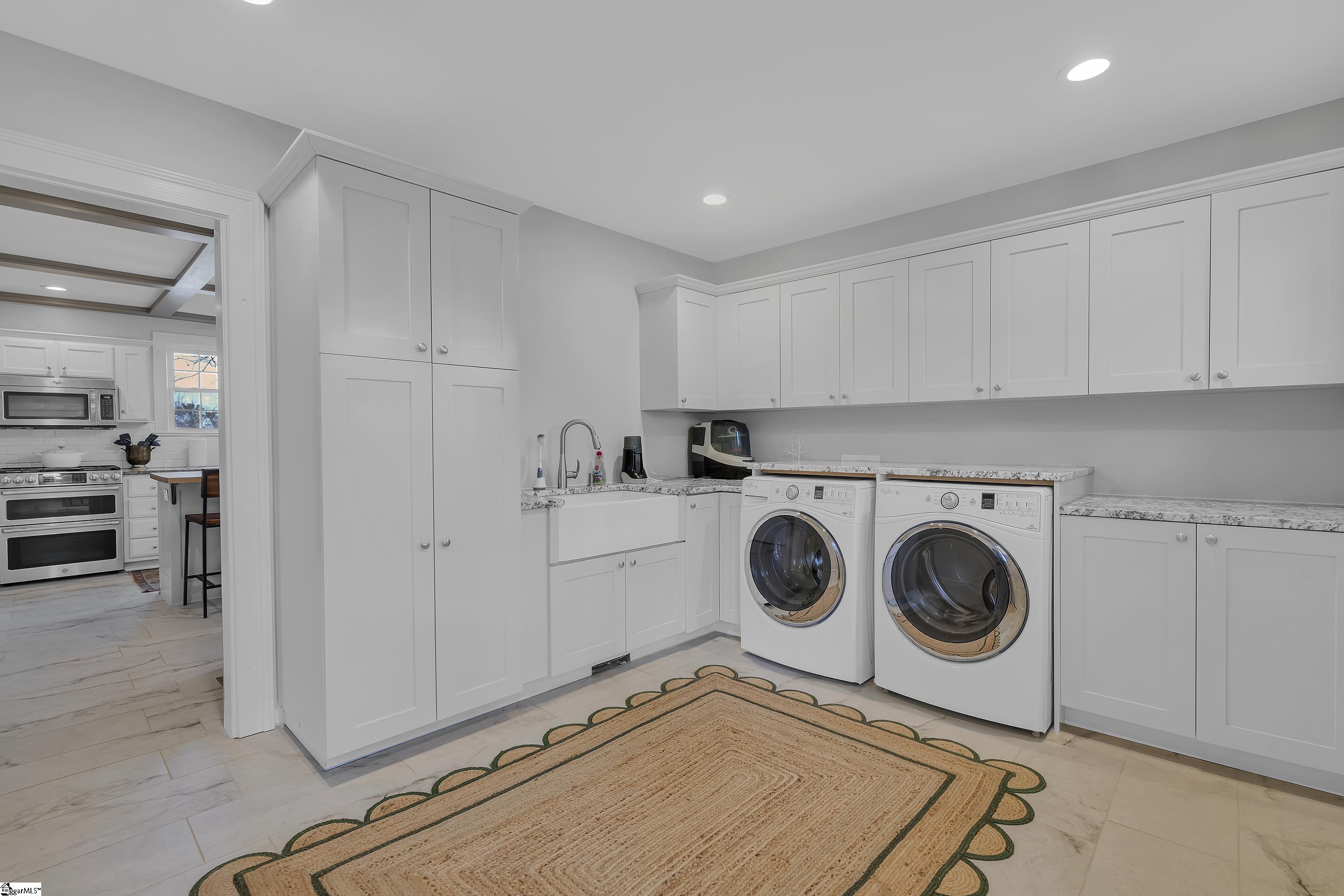 441 Longview Terrace