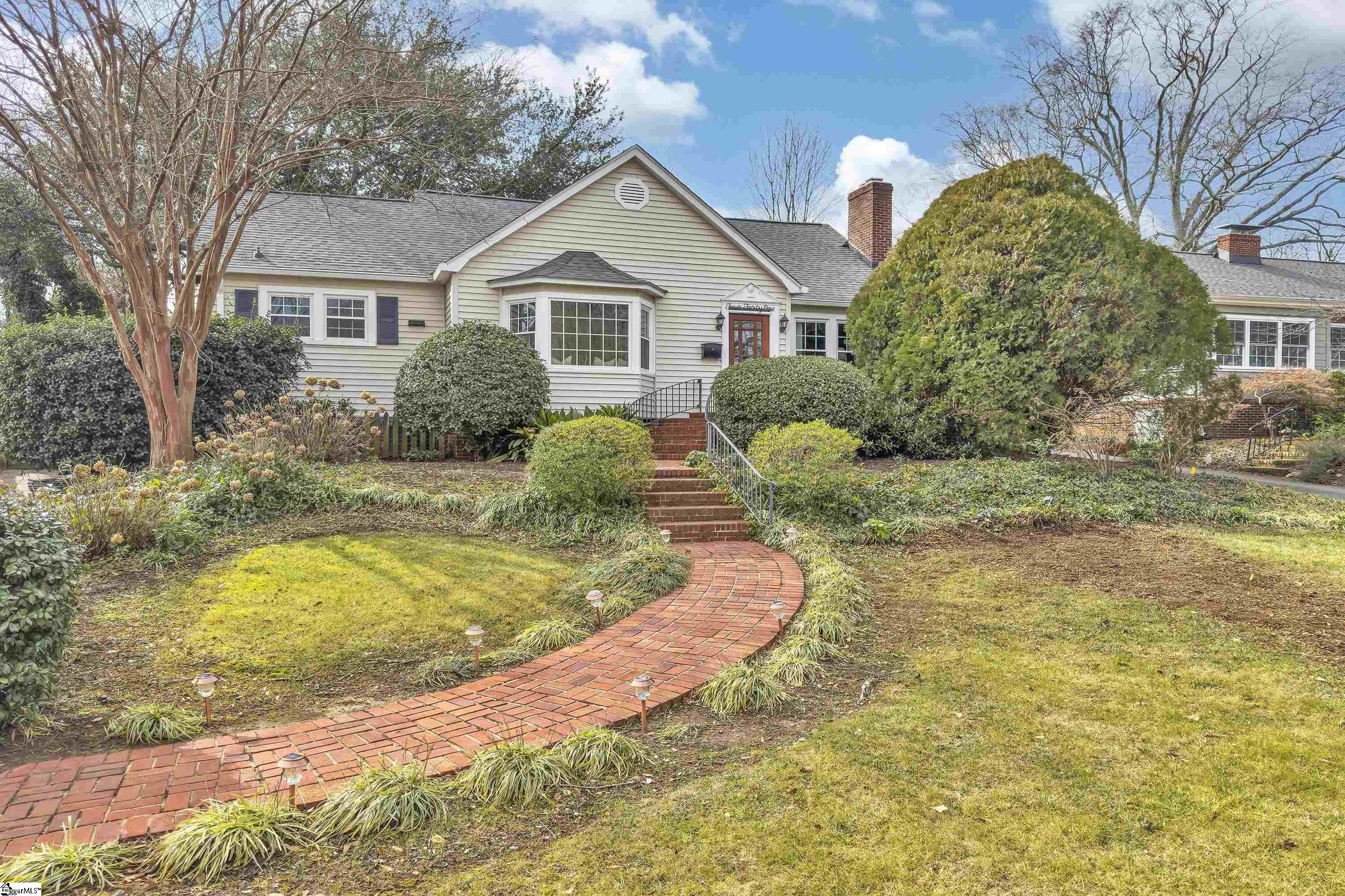 441 Longview Terrace