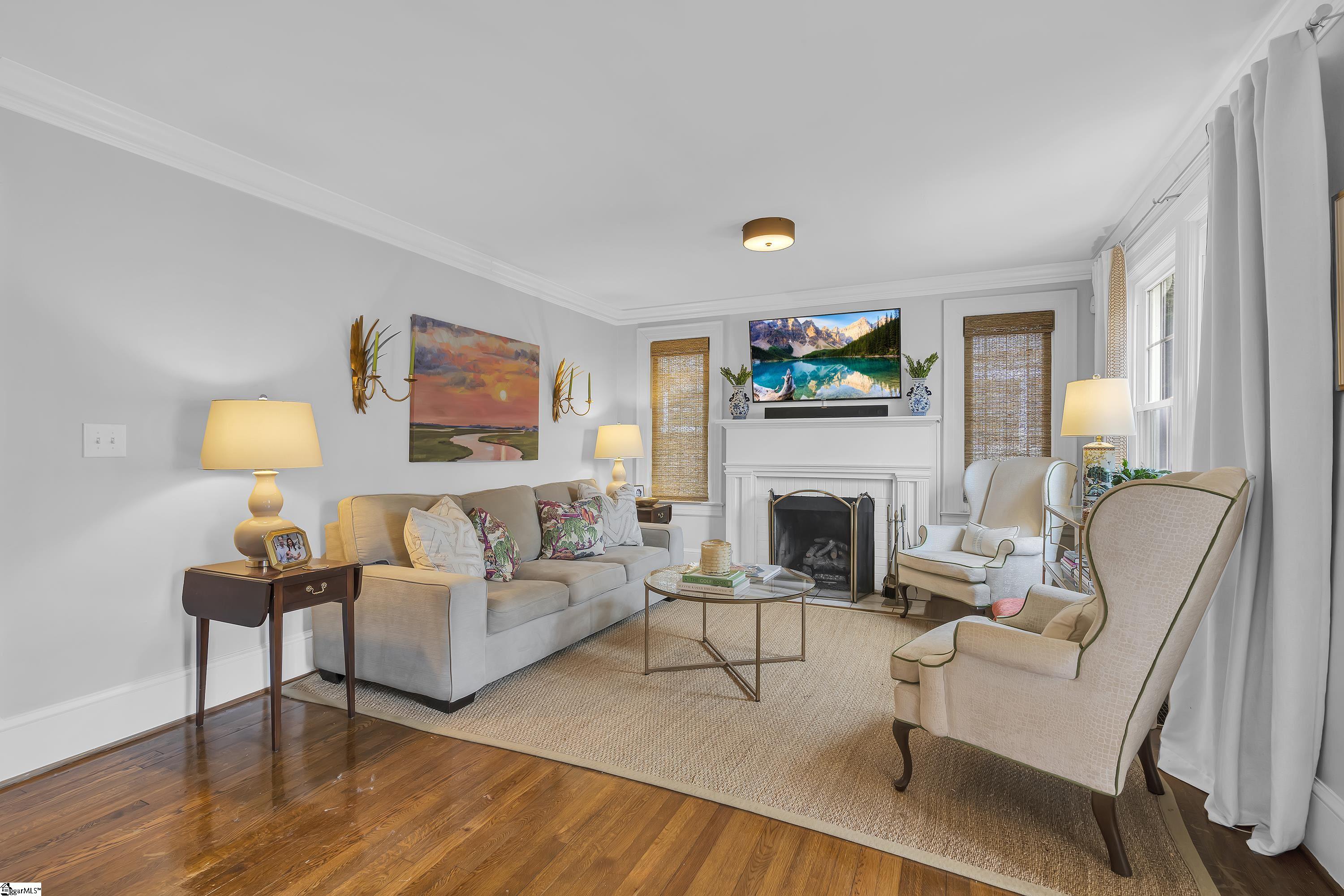 441 Longview Terrace