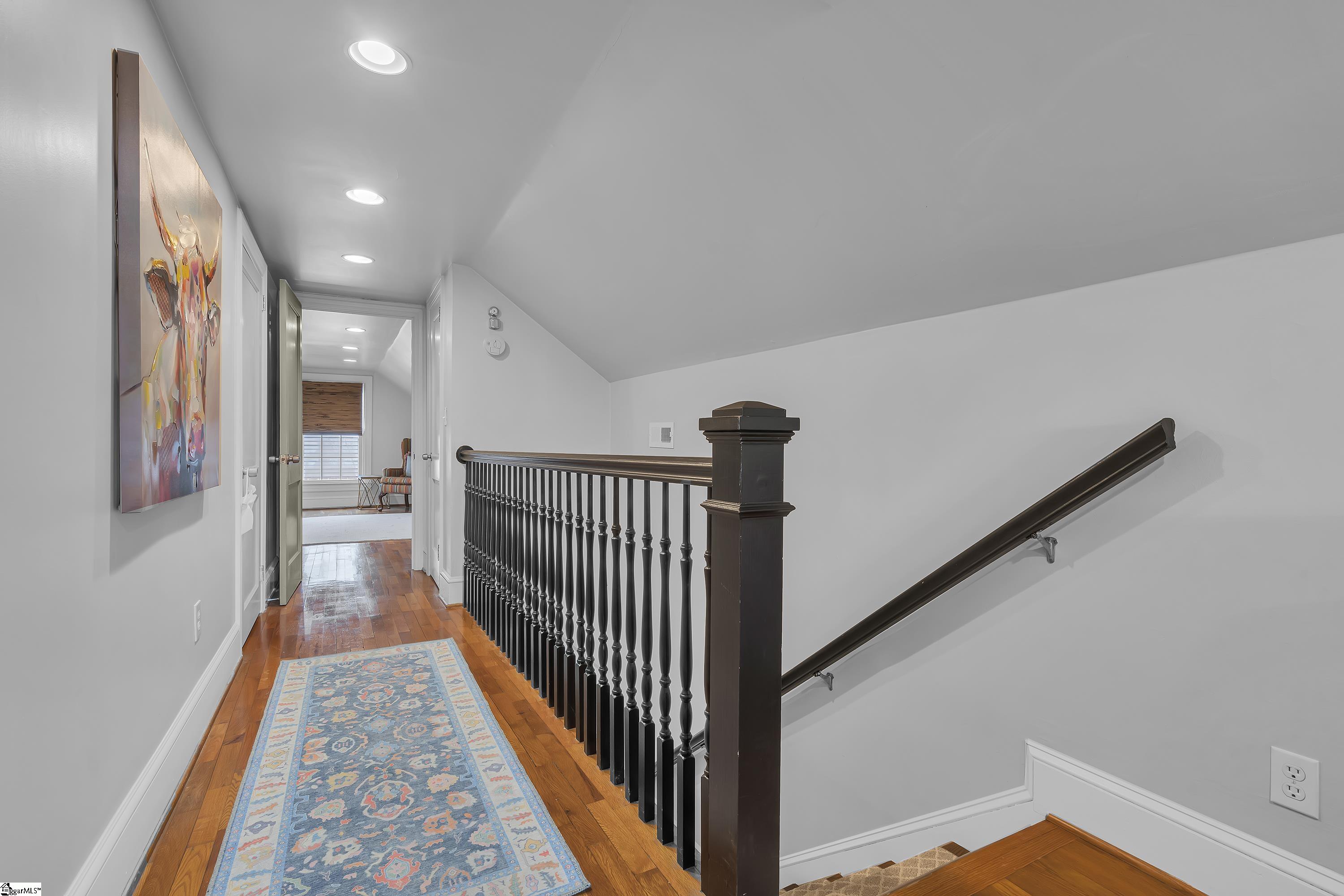 441 Longview Terrace